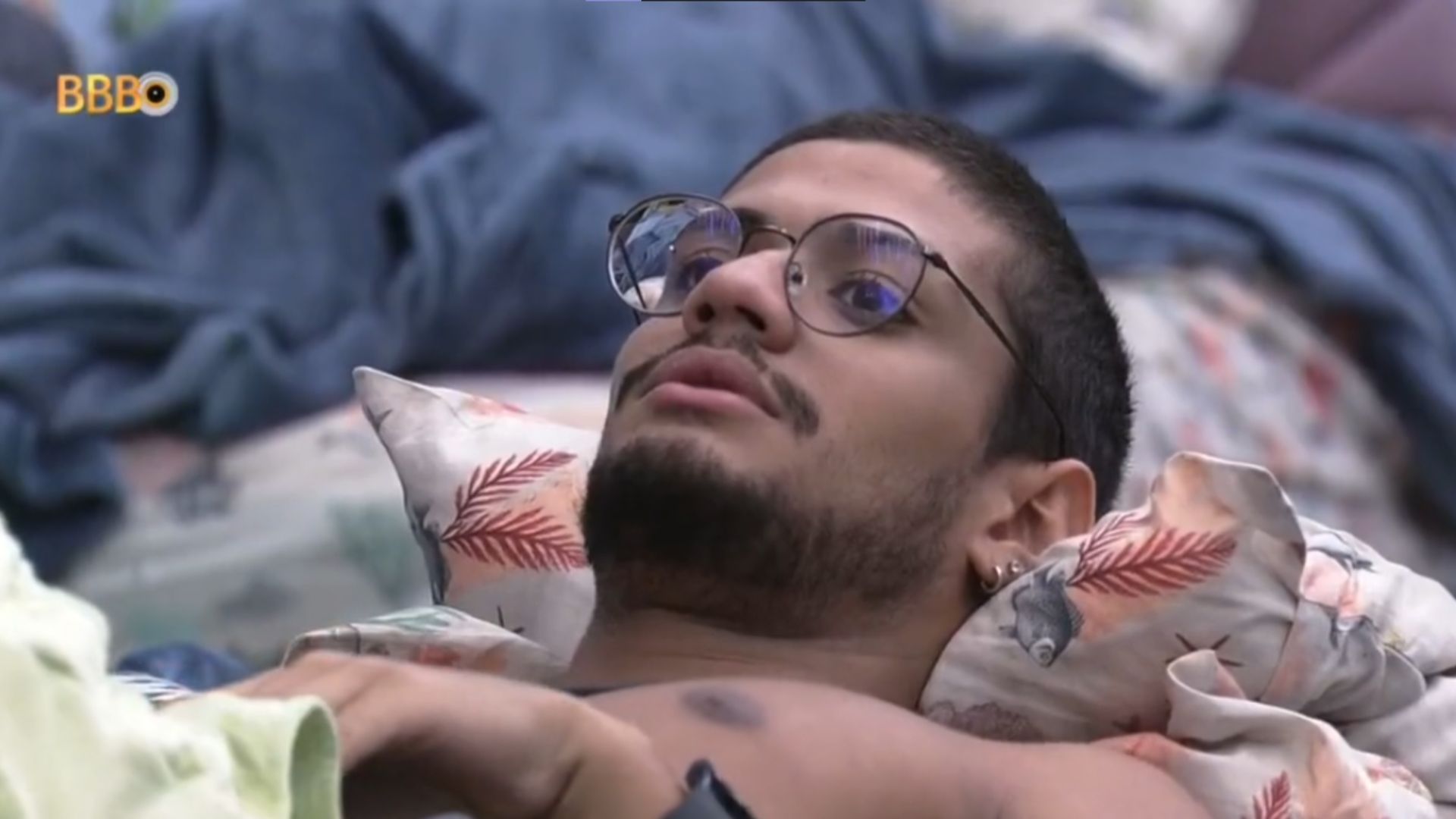 BBB23: Irritado, Gabriel dá patada em novo affair de Sarah Aline: “Chegou hoje”