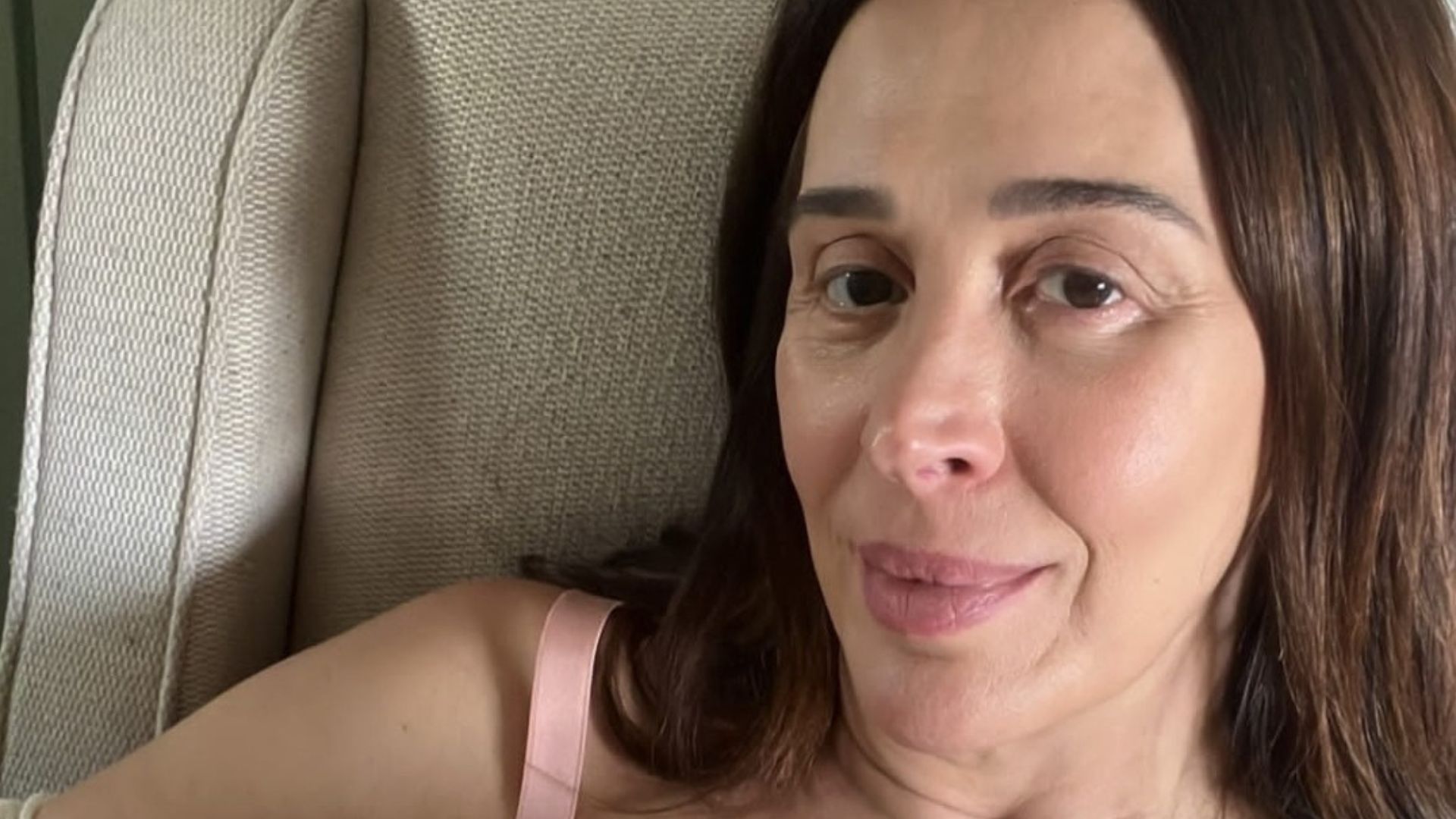 Claudia Raia registra momento íntimo ao lado do filho caçula: “Todo dia”