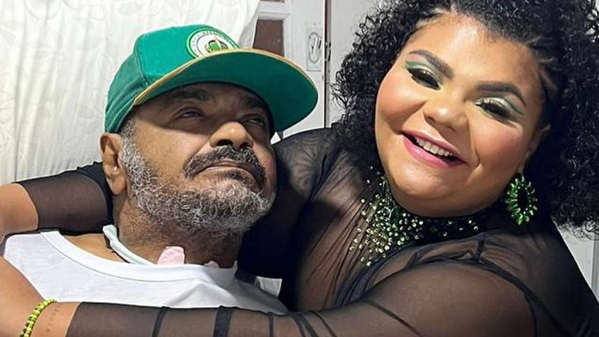 Filha de Arlindo Cruz exalta sobrevivência milagrosa do pai: “Não deixamos de acreditar”