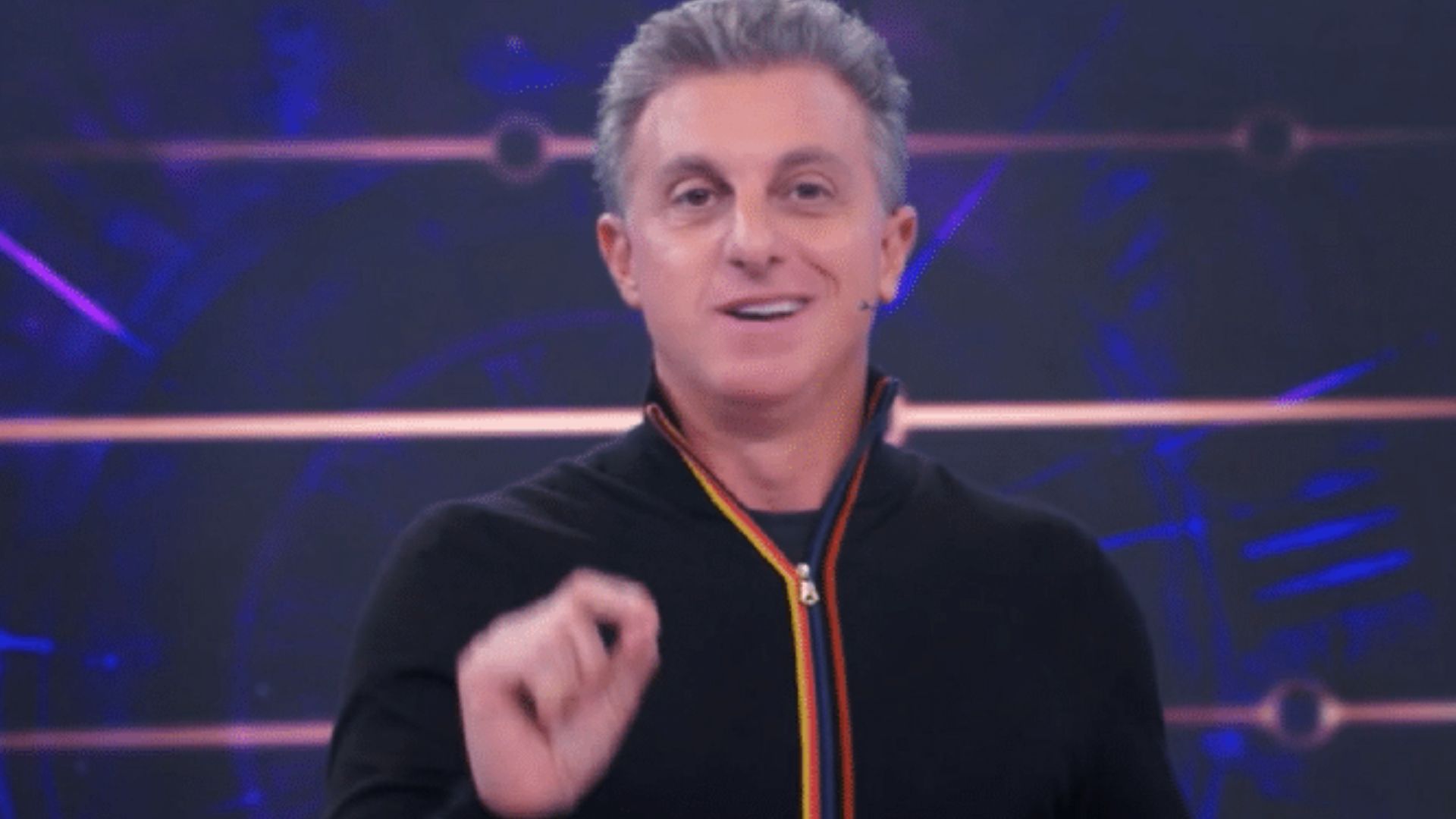 Luciano Huck surpreende ao anunciar novidade sobre Dança dos Famosos: “Vai ter treta”