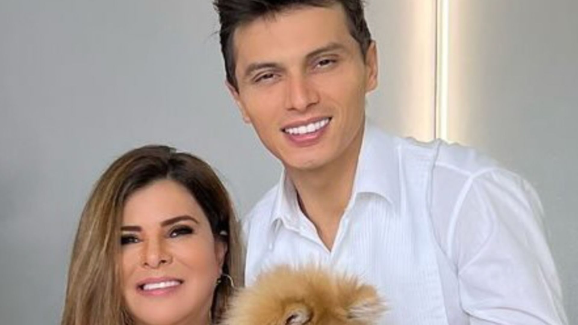 Mara Maravilha finalmente mostra o rosto do filho e choca fãs: “Saiu do seu ventre?”
