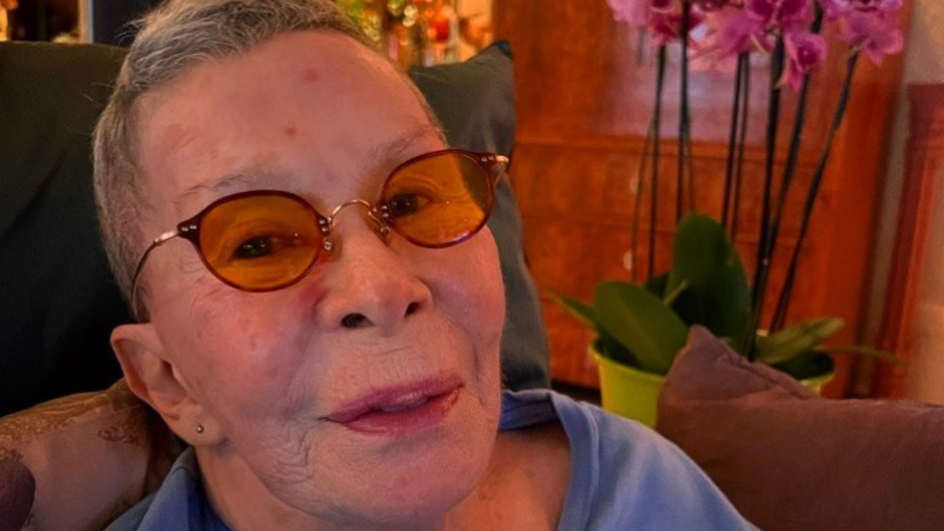 Aos 75 anos, Rita Lee tem alta hospitalar após internação surpresa
