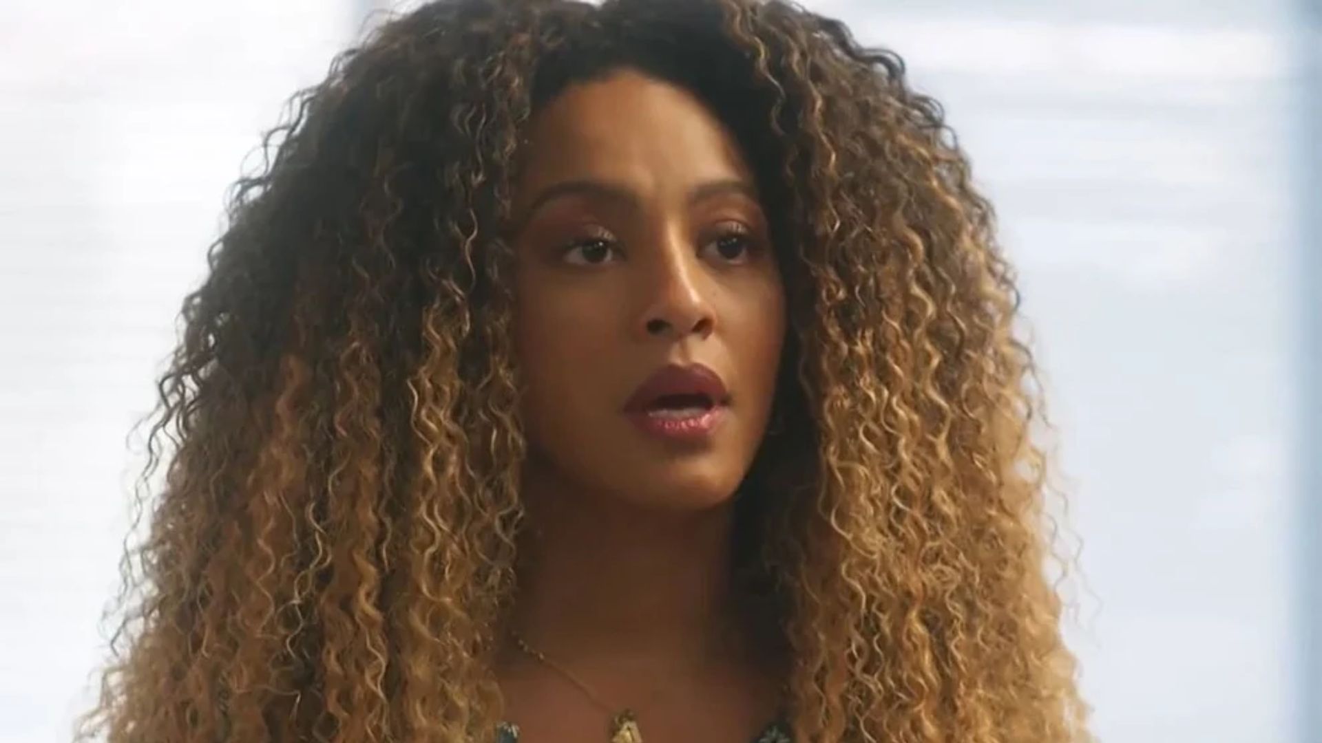 Vai na Fé: Finalmente! Sol revela quem é pai de Jenifer: “É ele”