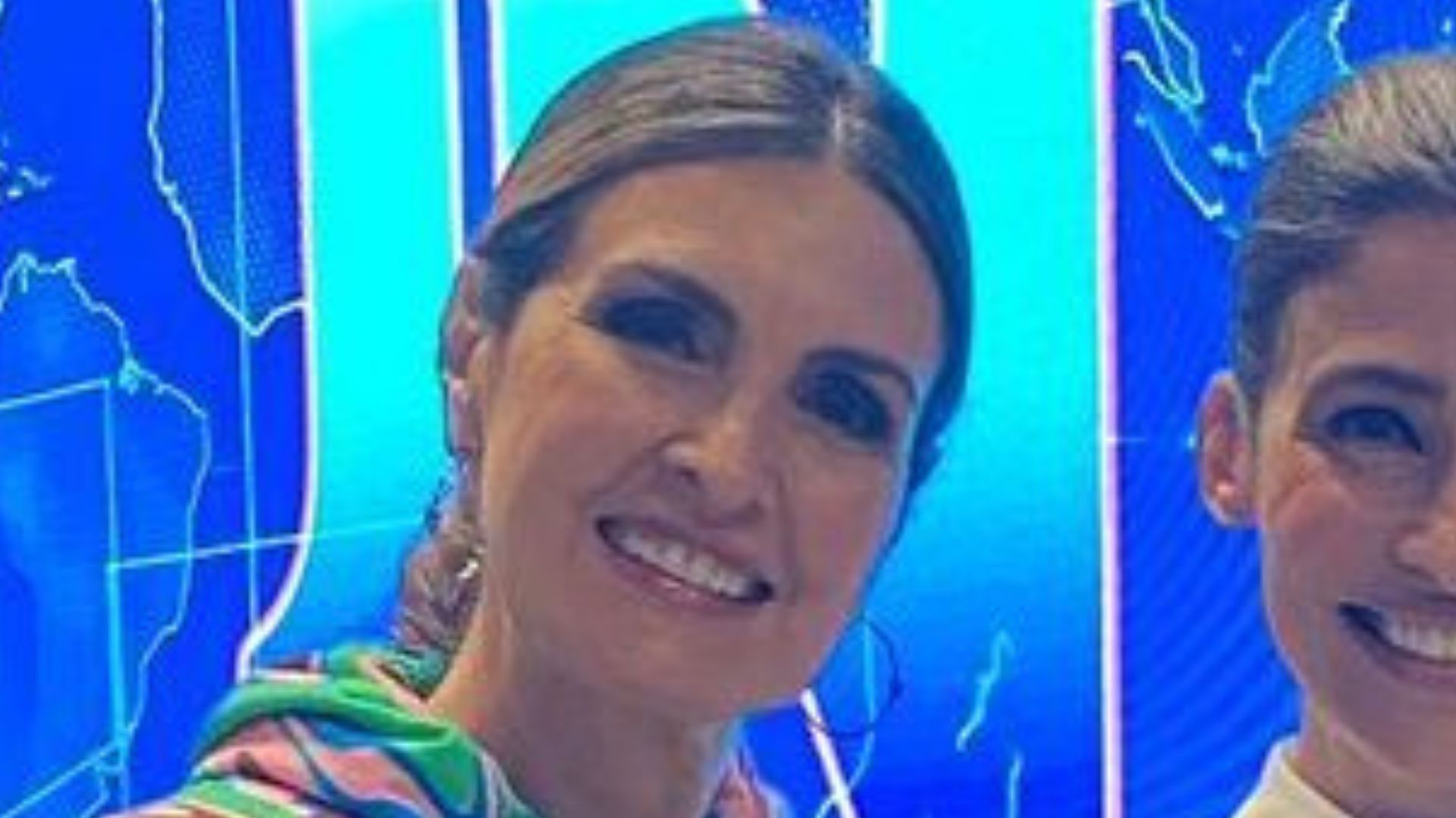 Visita! Fátima Bernardes posa com William Bonner e Renata Vasconcellos no Jornal Nacional