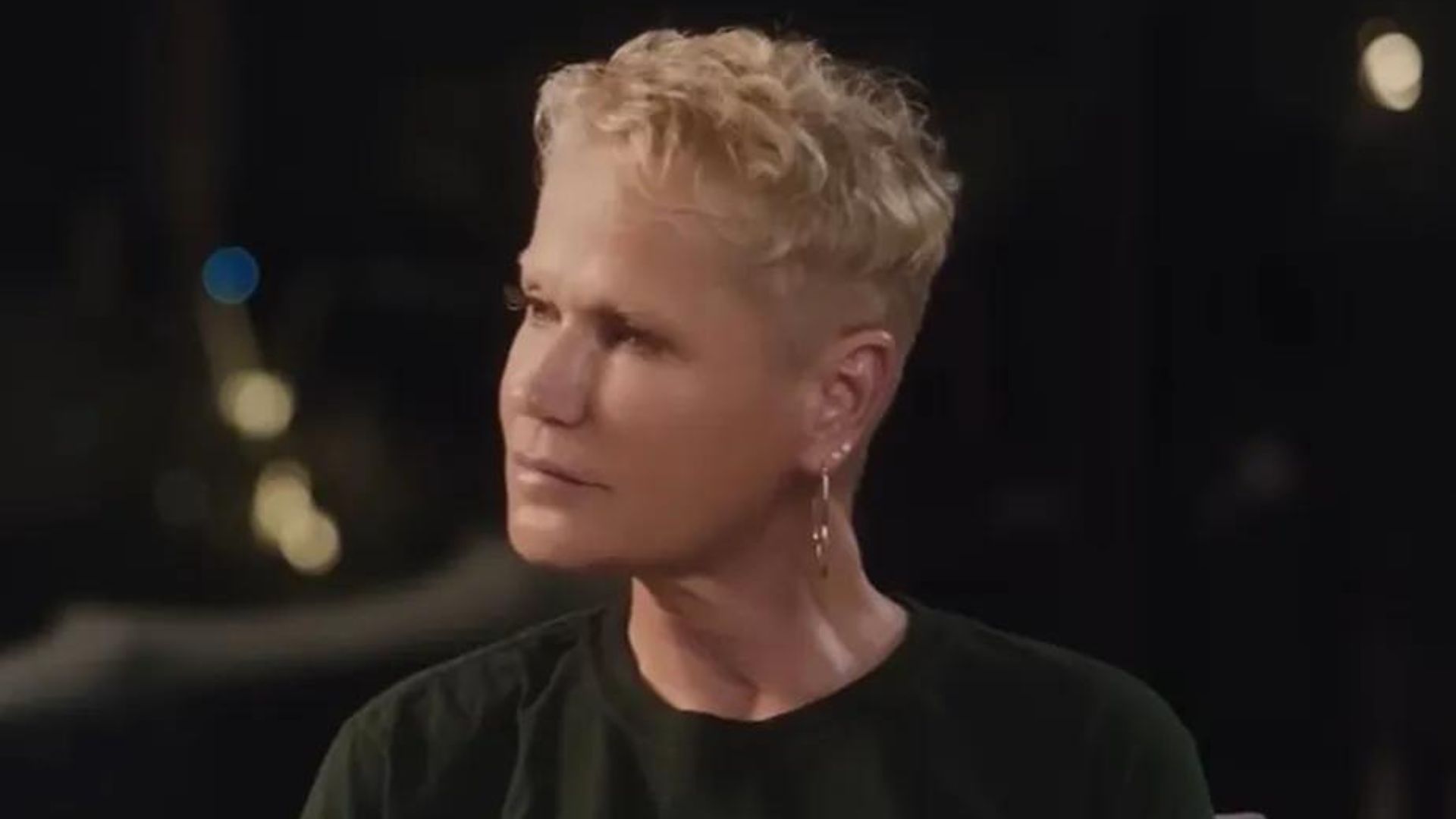 Xuxa revela que foi coagida em reunião polêmica: “Olha como você vai ficar”