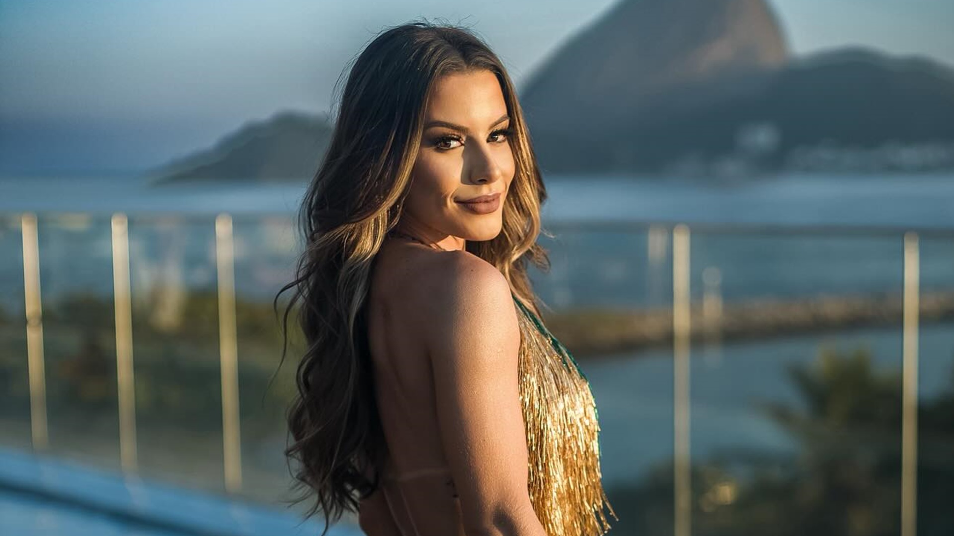 Ex-Panicat Aricia Silva mostra procedimento no bumbum e revela preparação para Carnaval: “Insegura”