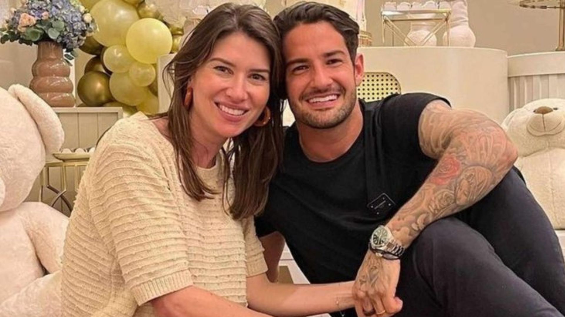 De cair o queixo! Rebeca Abravanel faz chá de bebê luxuoso em mansão