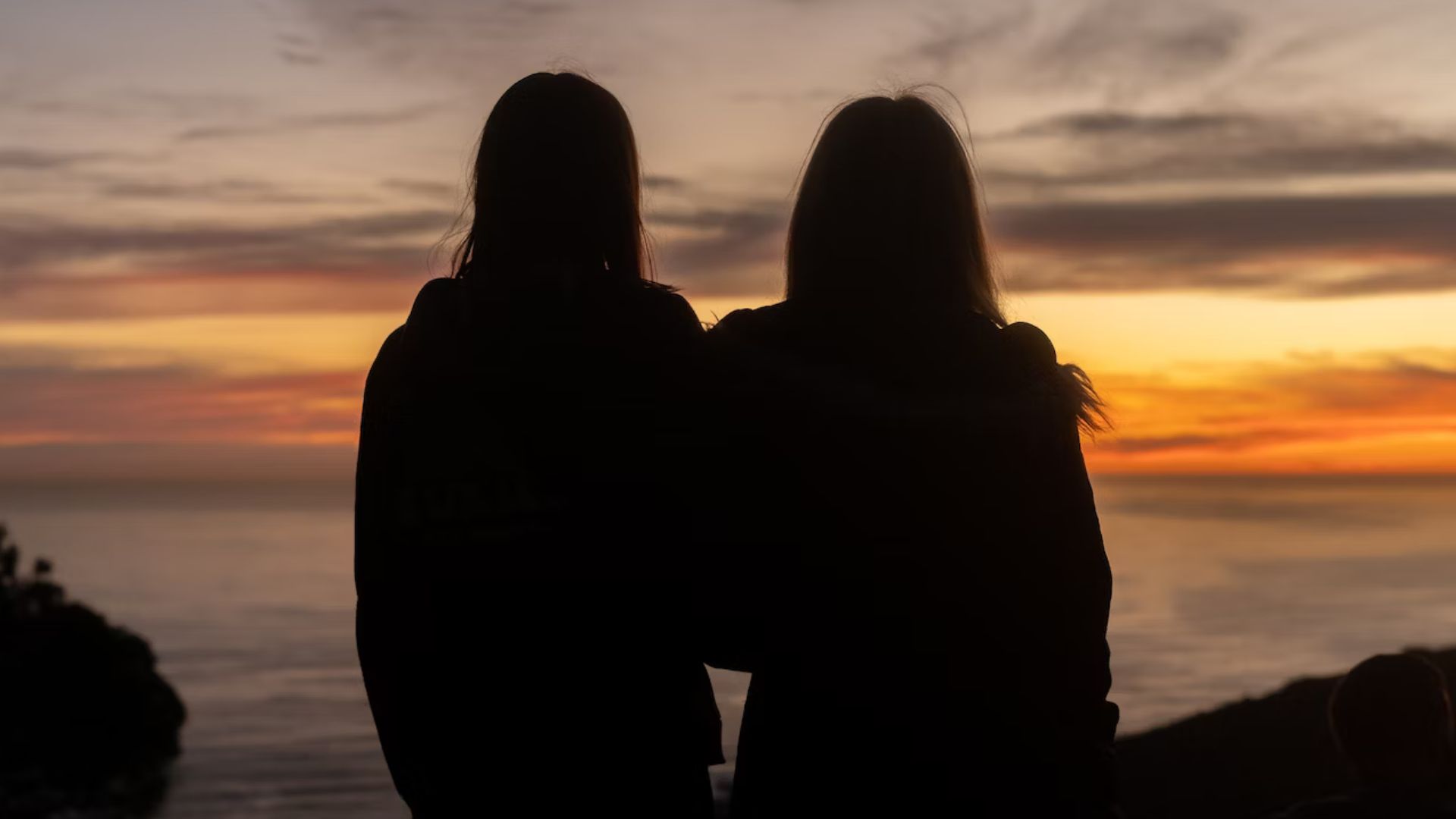 Recém-separada, ex-BBB estaria vivendo romance em segredo com cantora