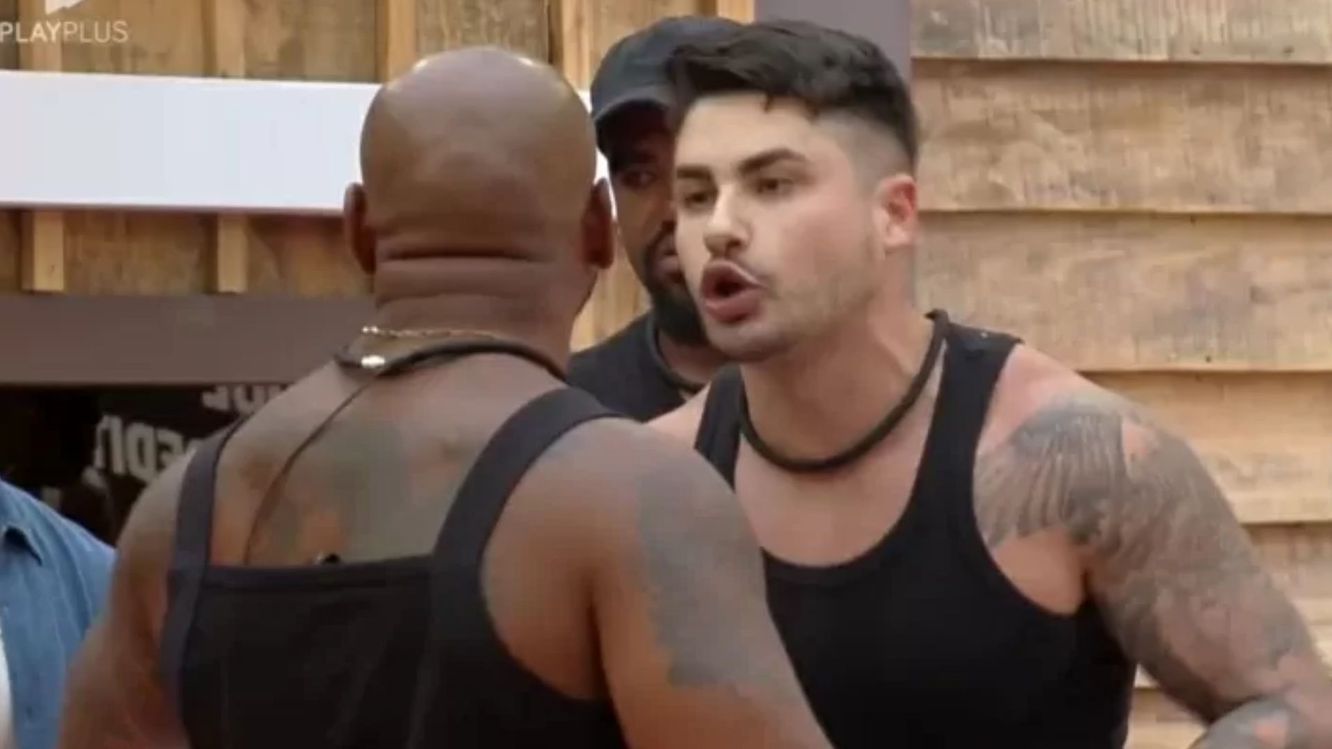 Nova expulsão? Cezar e Lucas brigam feio e produção intervém em ‘A Fazenda 15’; veja