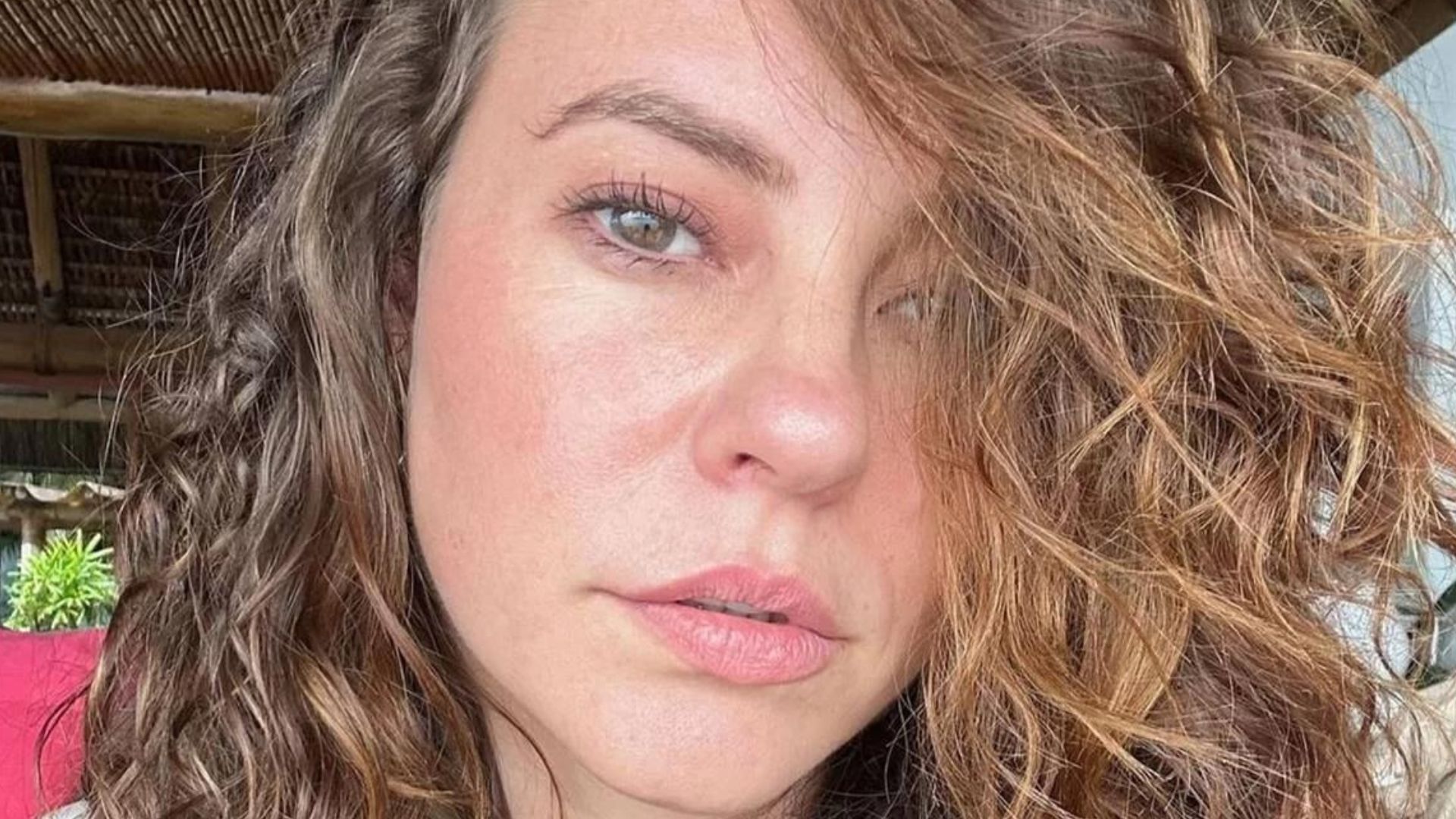 Paolla Oliveira desabafa após ser criticada por radicalizar visual: “Quantas expectativas”