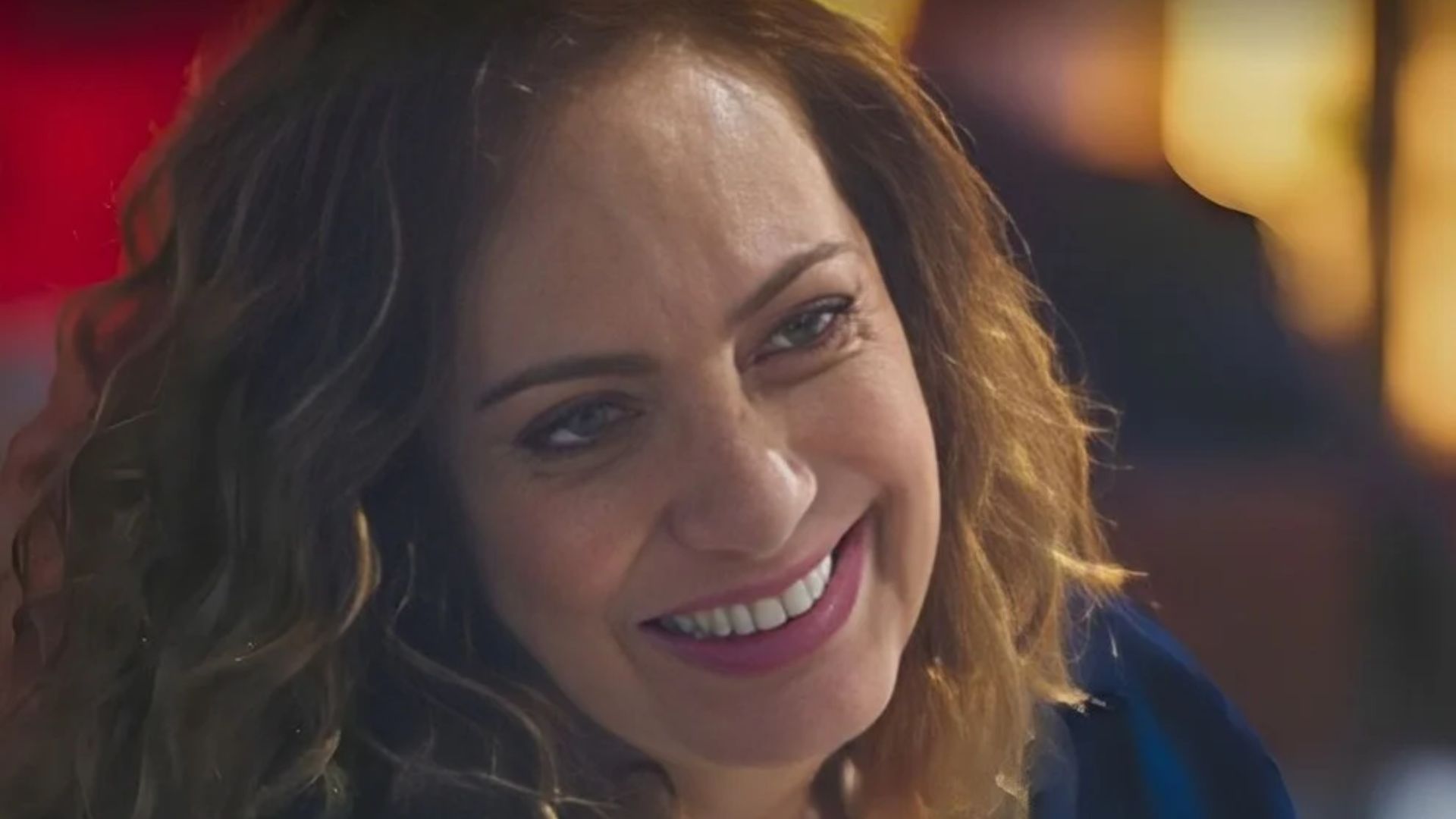Terra e Paixão: Agatha aproveita flagra para plantar discórdia contra Luigi