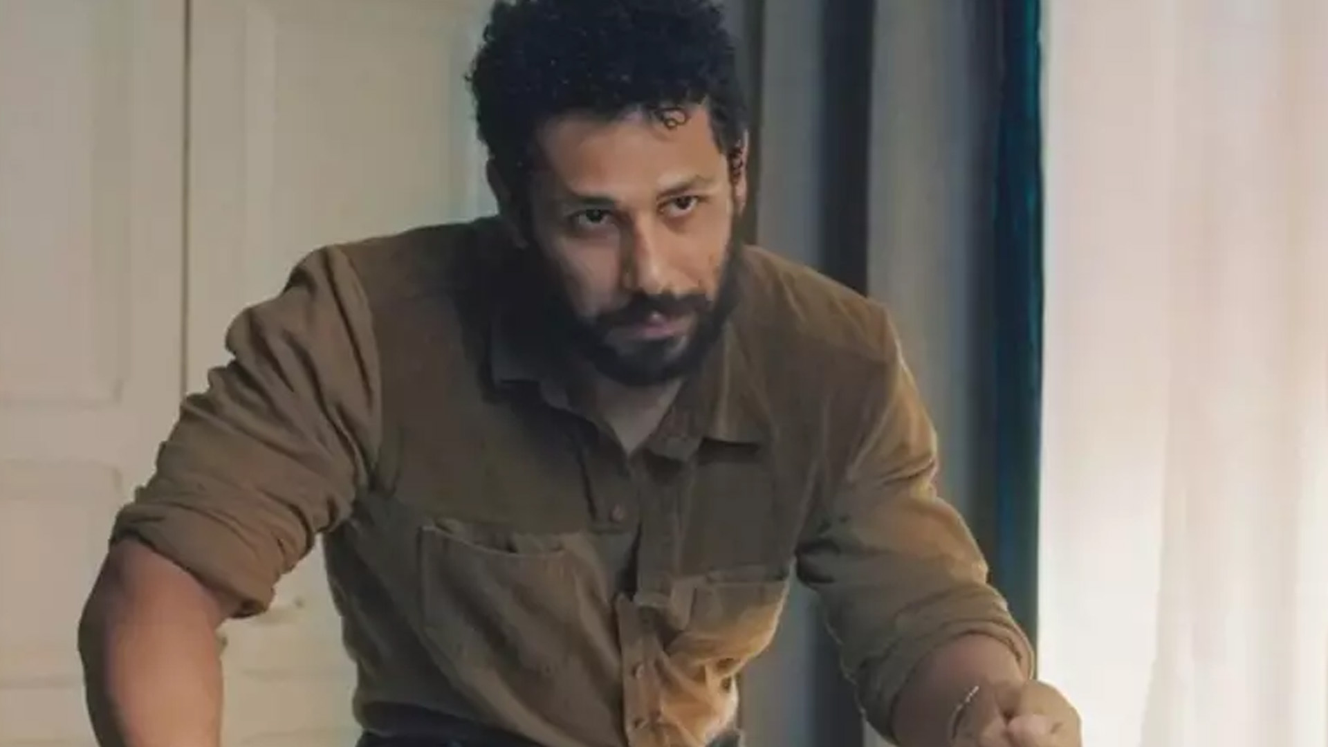 Ramiro em ‘Terra e Paixão’, Amaury Lorenzo revela a própria sexualidade: “Pode ser”