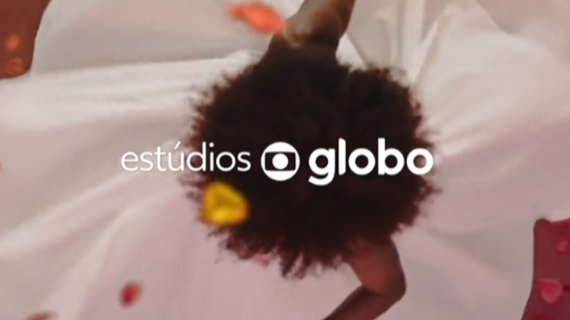 Globo estuda trazer de volta autor cancelado que já xingou a emissora