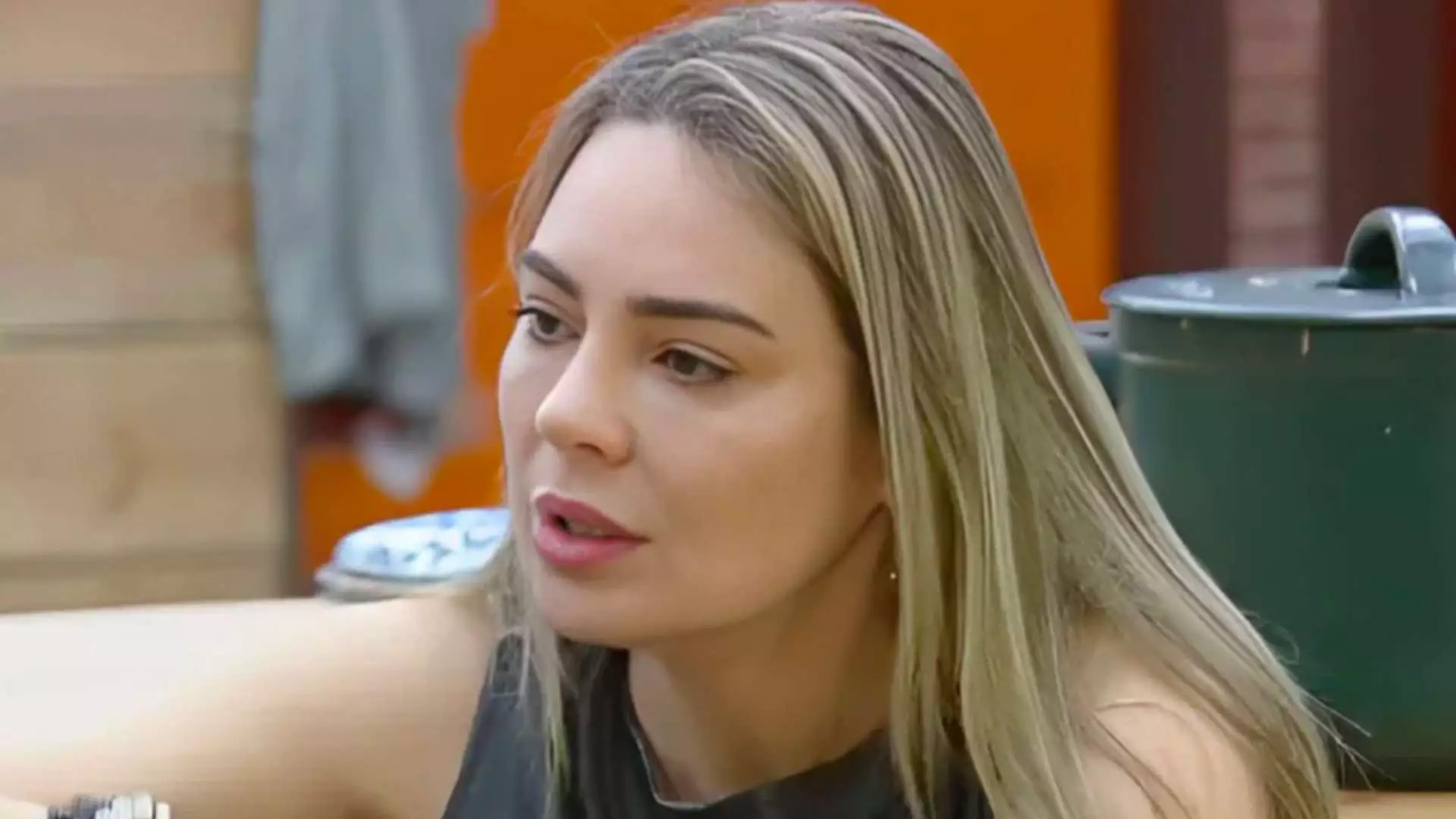 A Fazenda 15: Rachel Sheherazade é expulsa após gravíssima quebra de regra