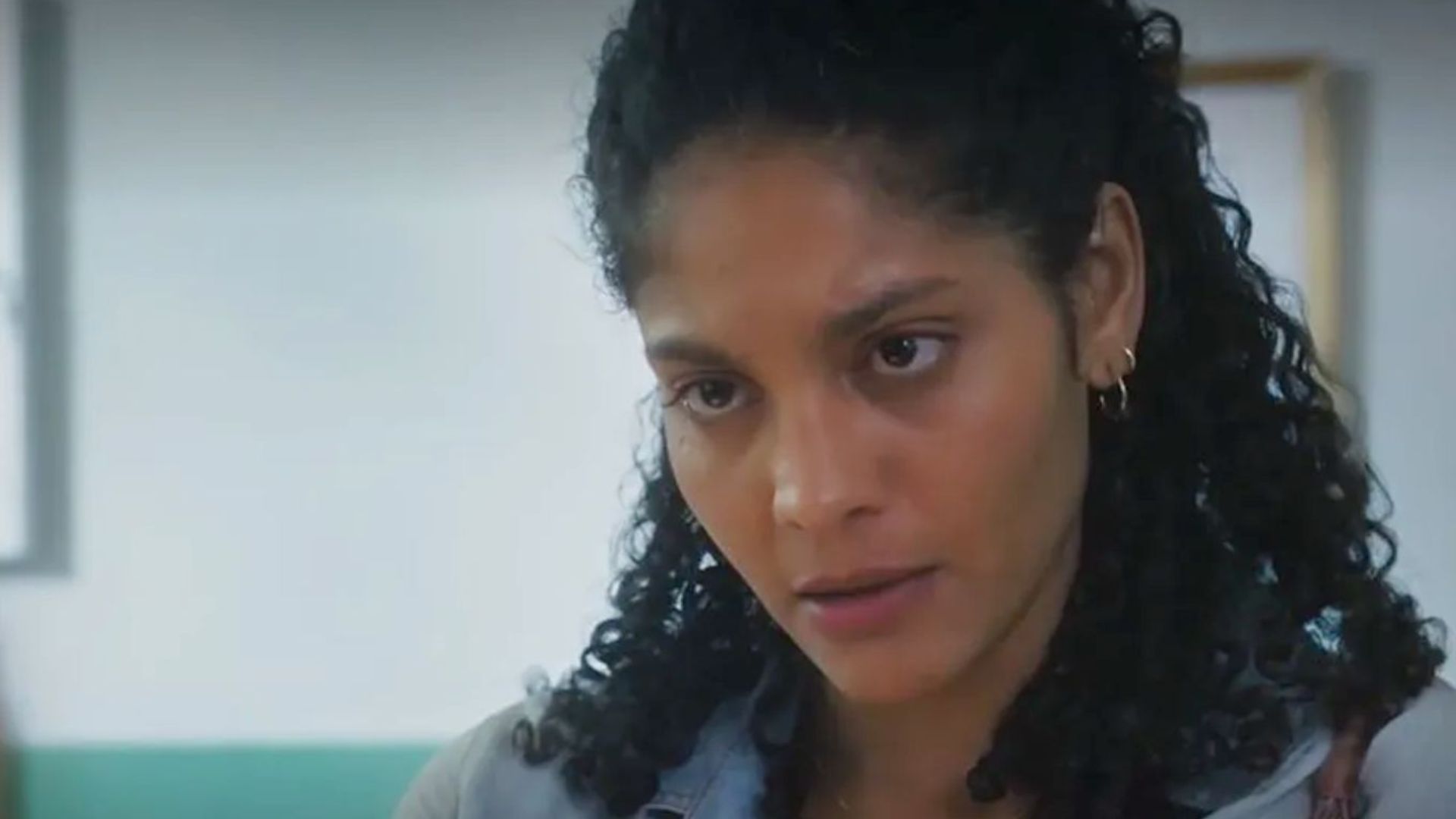 Terra e Paixão: Antônio preso? Aline expõe crimes do vilão em tribunal