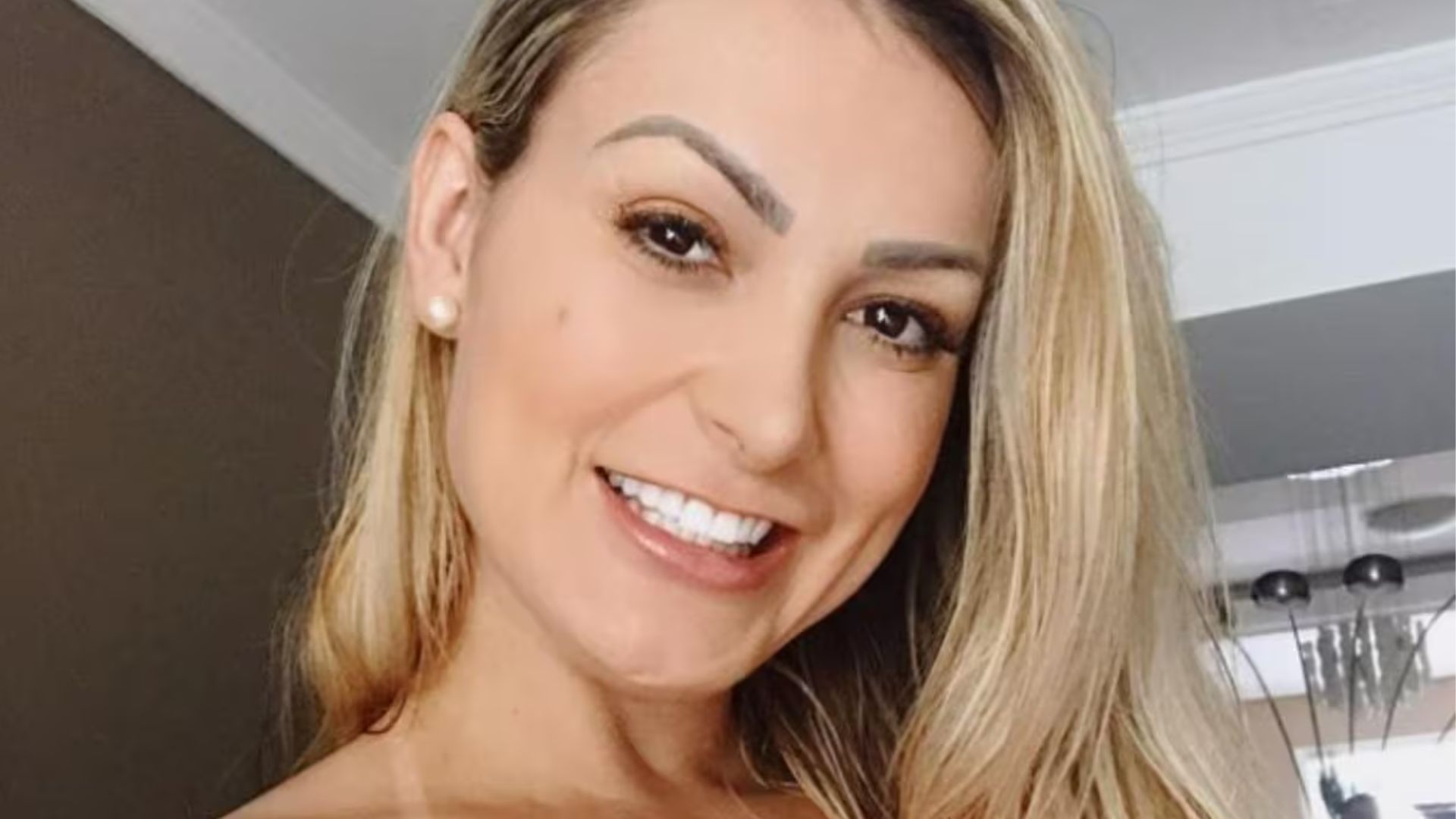 Andressa Urach gera polêmica ao anunciar algo inédito no Brasil: “Baixaria”