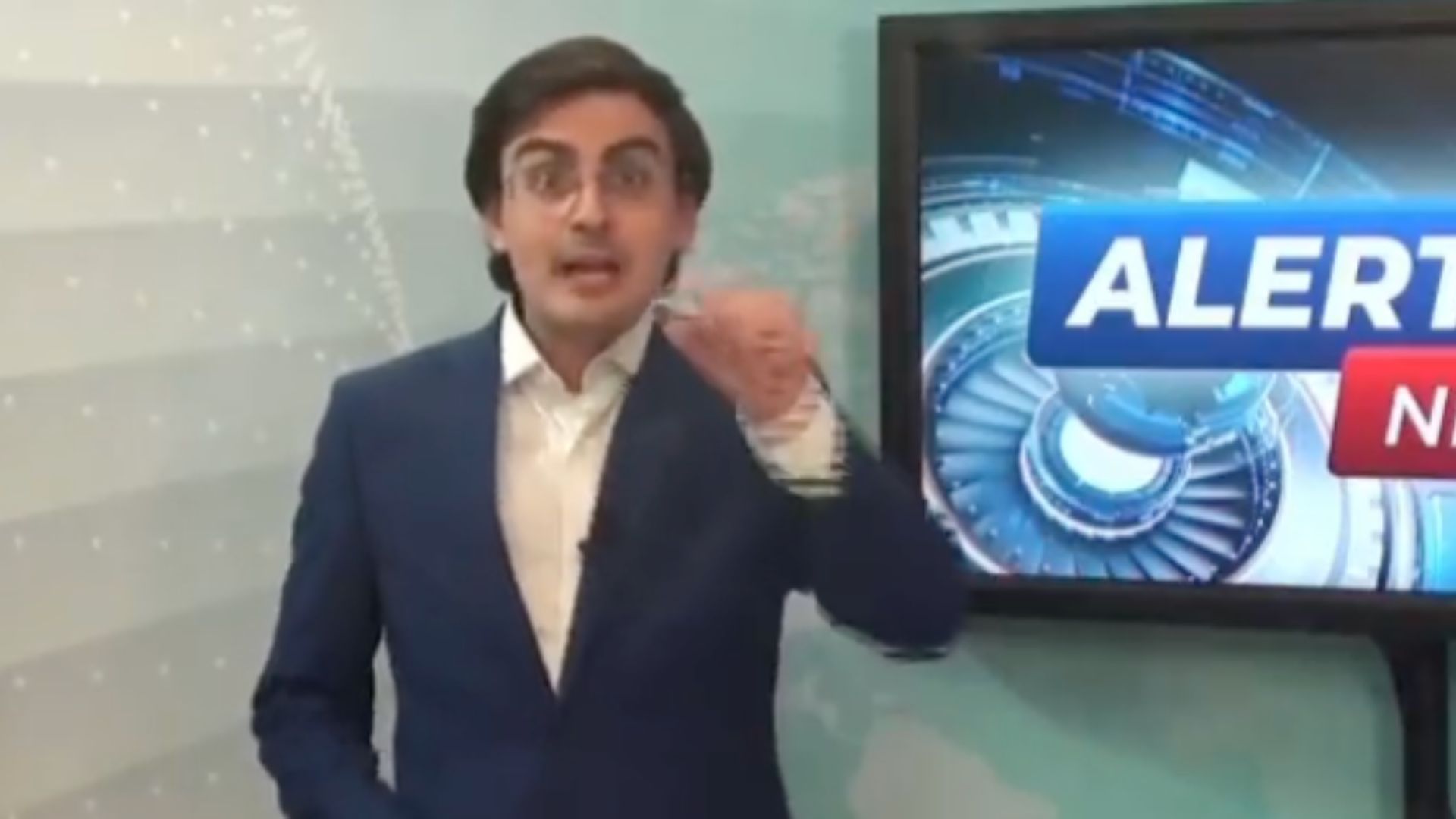 Dudu Camargo reestreia na TV em emissora de baixo orçamento e comemora: “Gratidão”