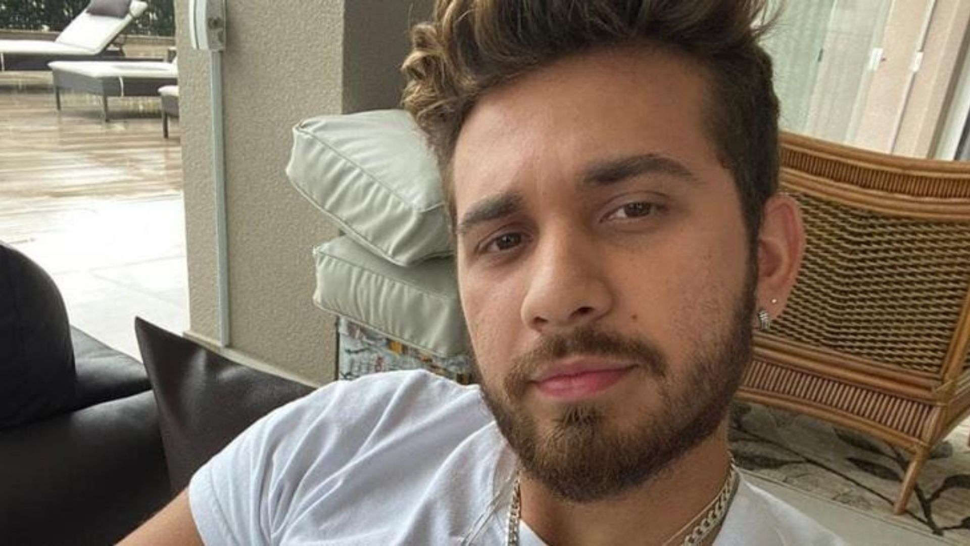 O que aconteceu com Gustavo Mioto? Desabafo do cantor na madrugada preocupa fãs