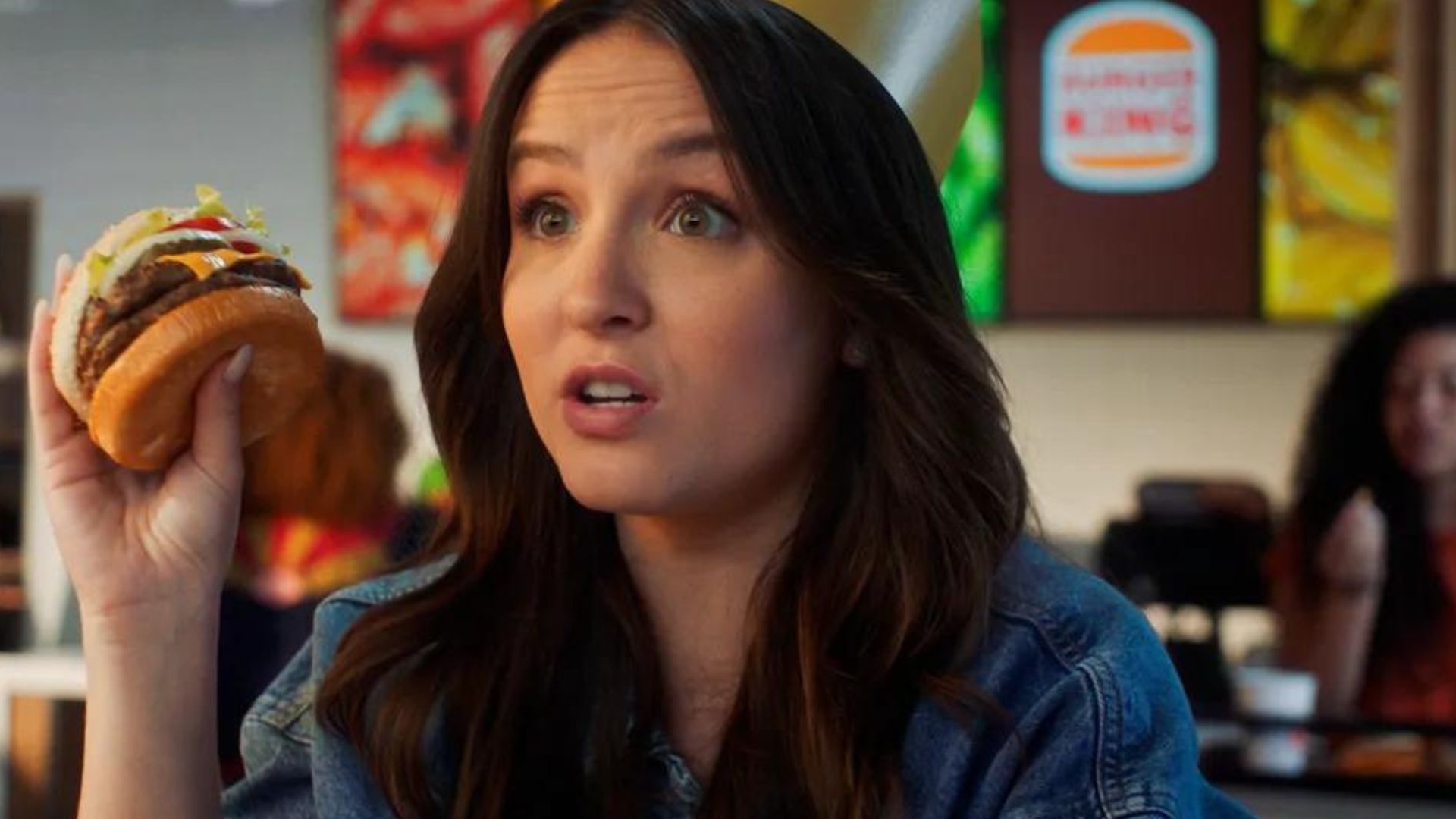 Larissa Manoela engorda conta bancária e alfineta a mãe em comercial: “O dinheiro é meu”