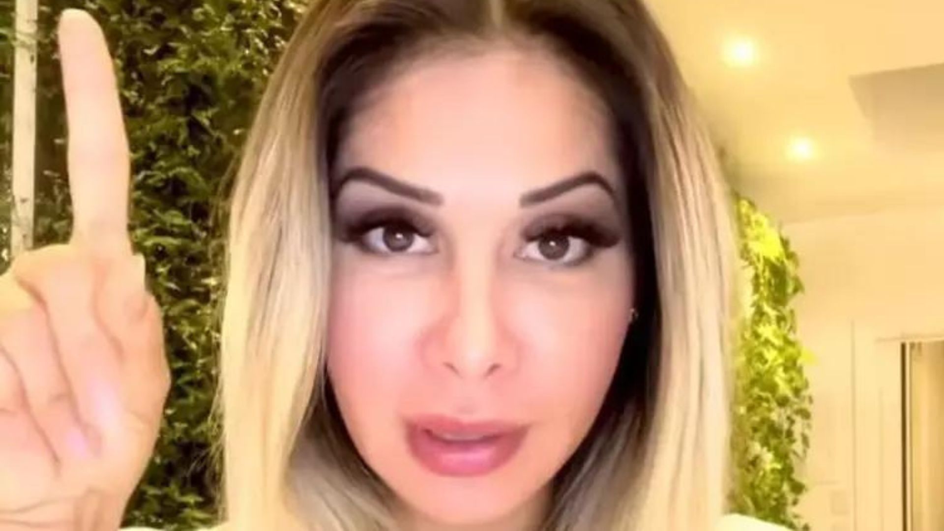 Maíra Cardi toma decisão drástica e web reage: “Não dura muito não”