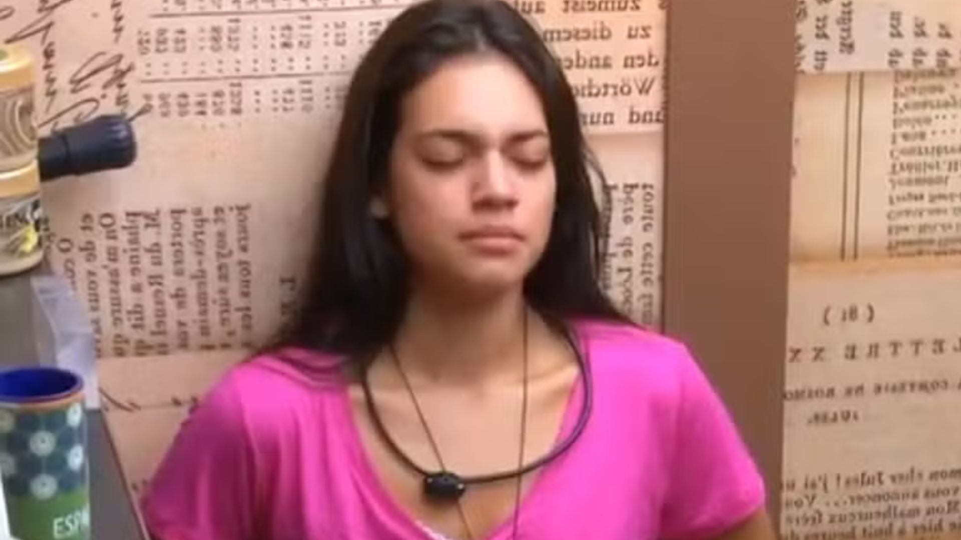 BBB 24: Abalada, Alane enfrenta momento de crise na despensa: “Que dó”