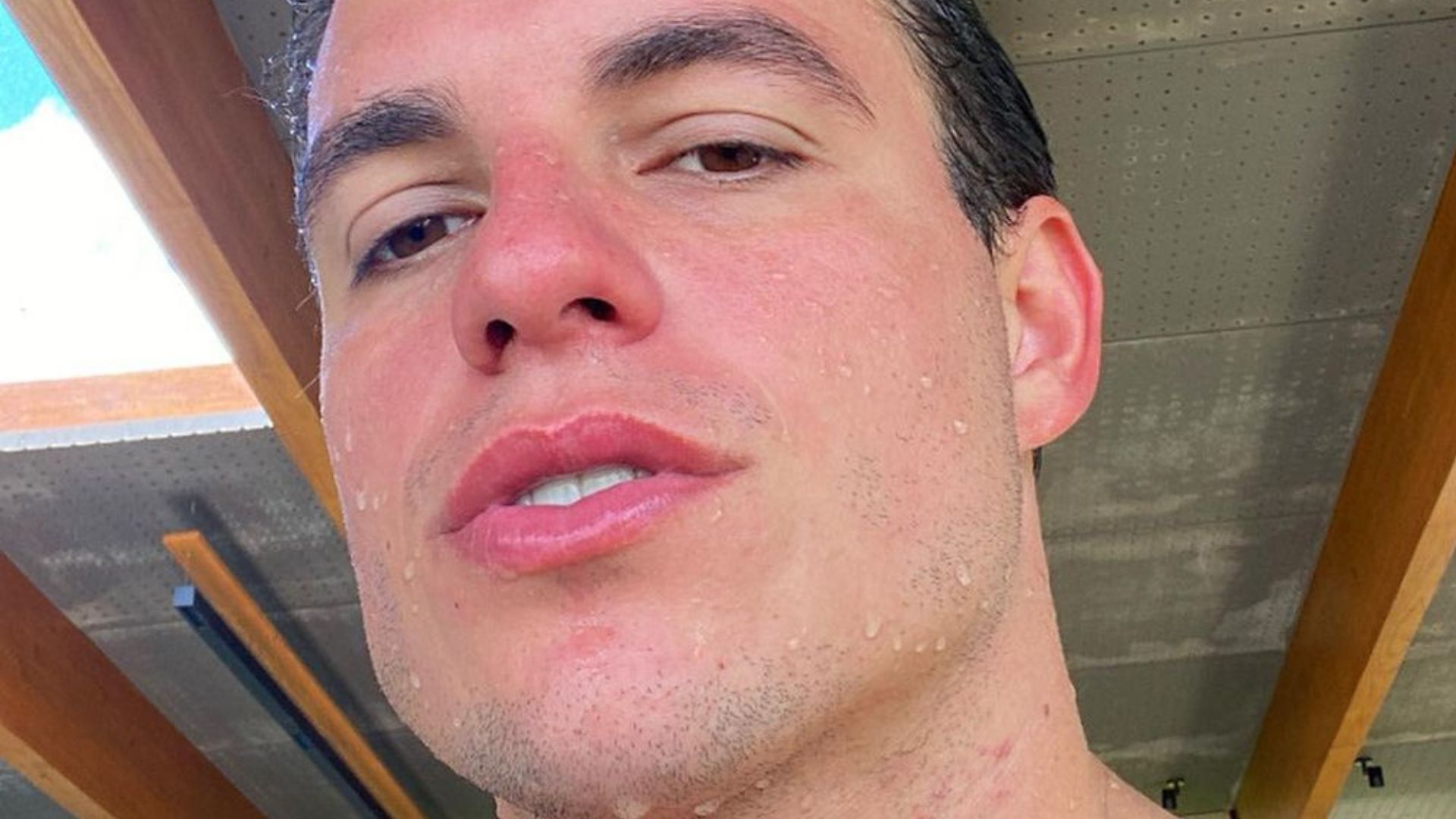Modelo acusa ex-BBB Antonio Rafaski de abuso e relato comove: “Estúpido”