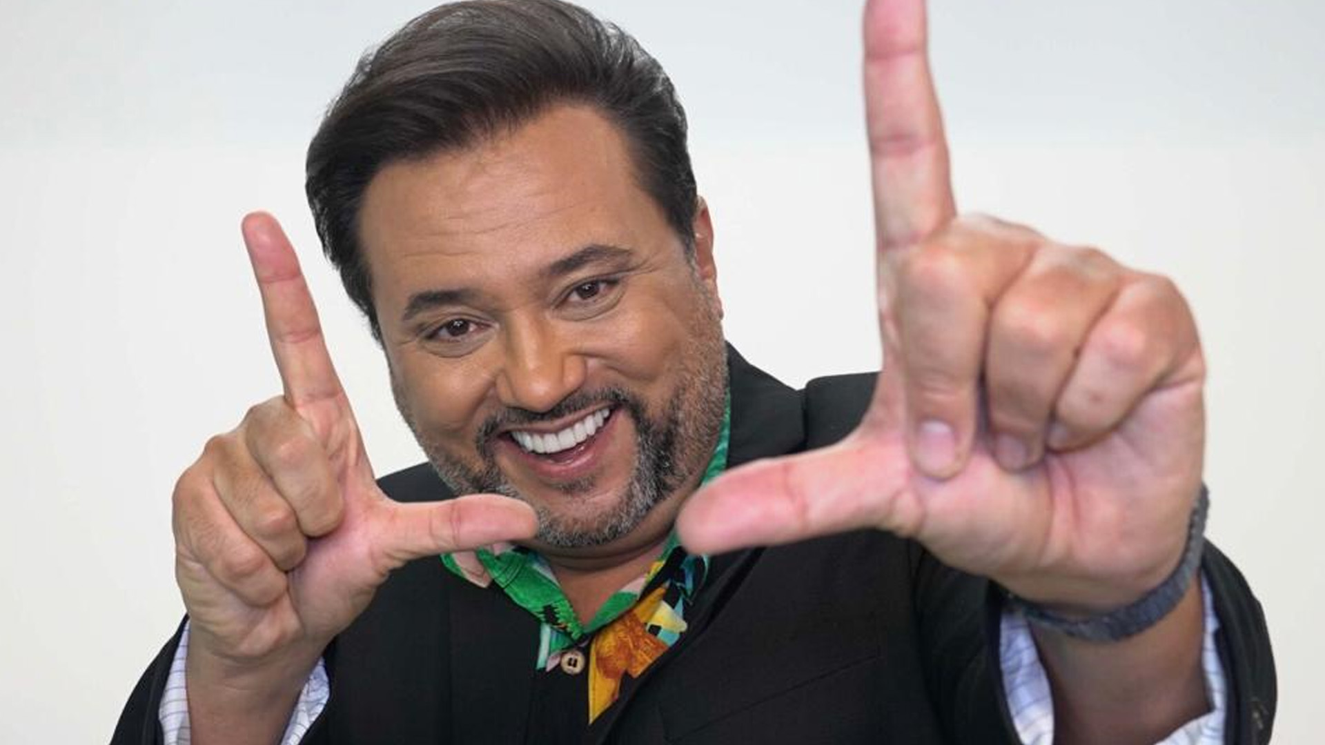 Geraldo Luís estreia na RedeTV! com programa “povão”: “Não tenho vergonha”