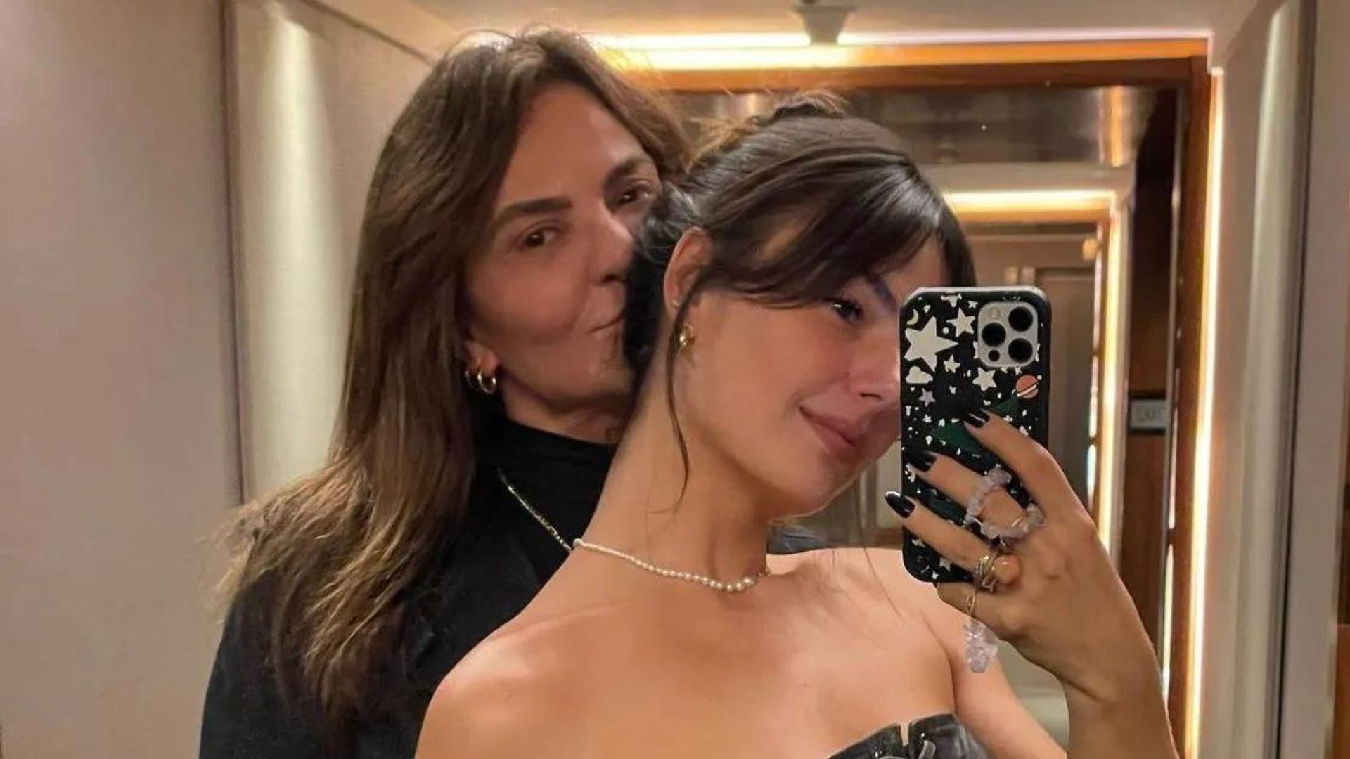 Acabou! Mãe de Isis Valverde coloca ponto final em namoro com universitário