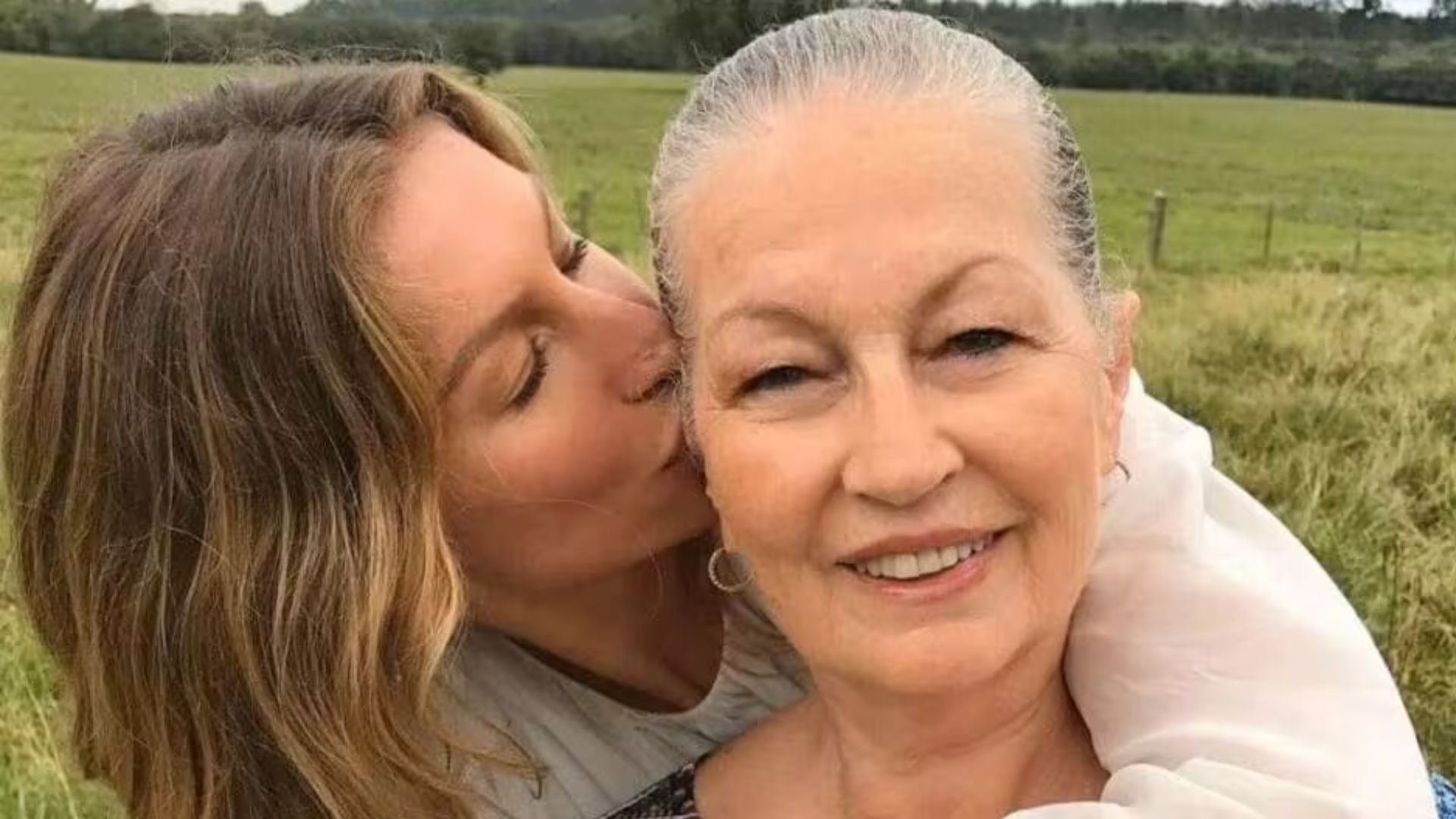 Mãe de Gisele Bündchen morre após luta contra o câncer