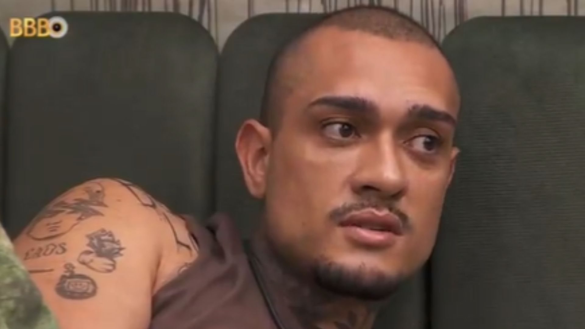 BBB 24: MC Bin Laden detona sisters por fazerem corpo mole: “Não participam”