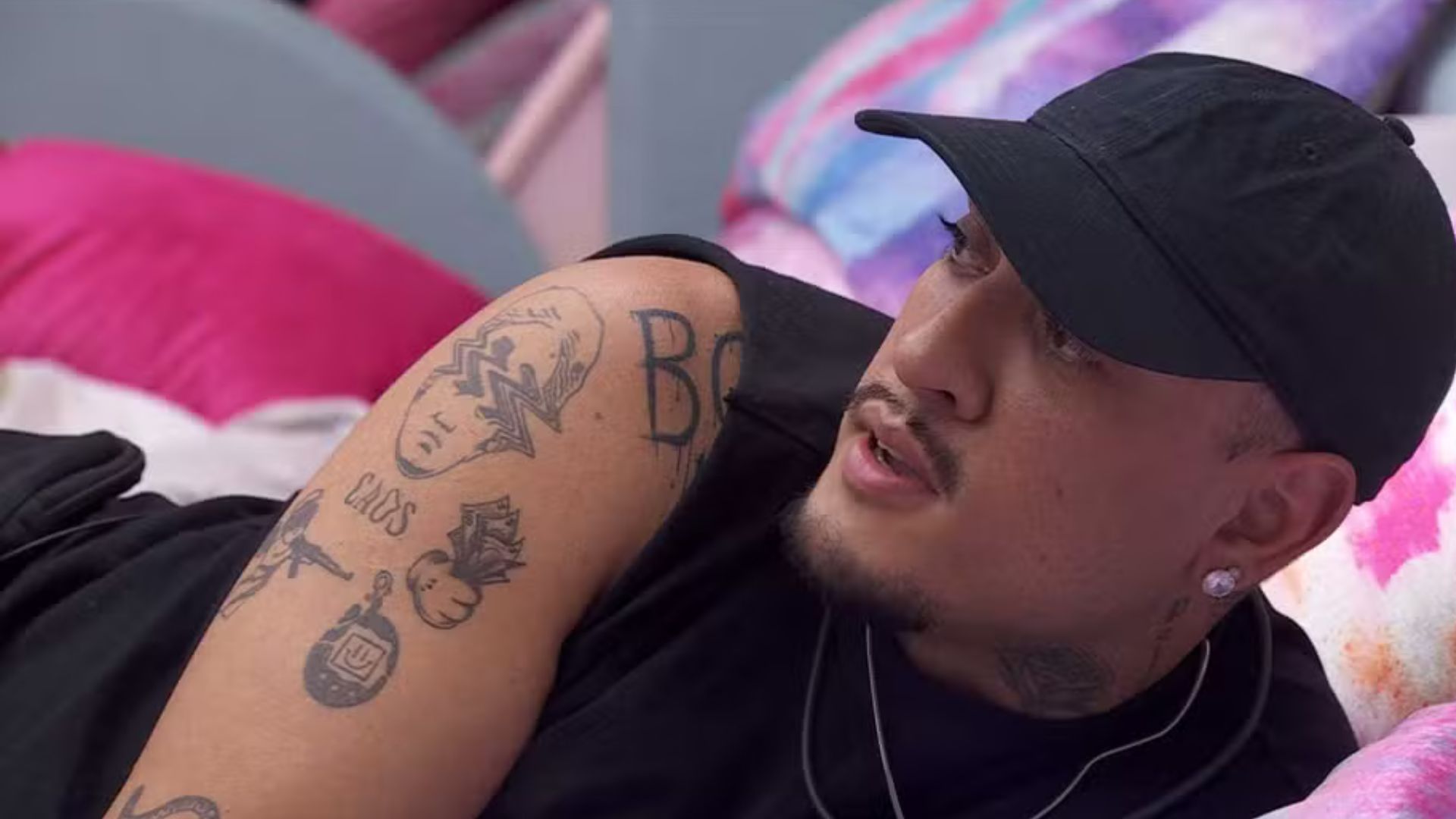 BBB 24: MC Bin Laden se declara para sister: “Casar com você”