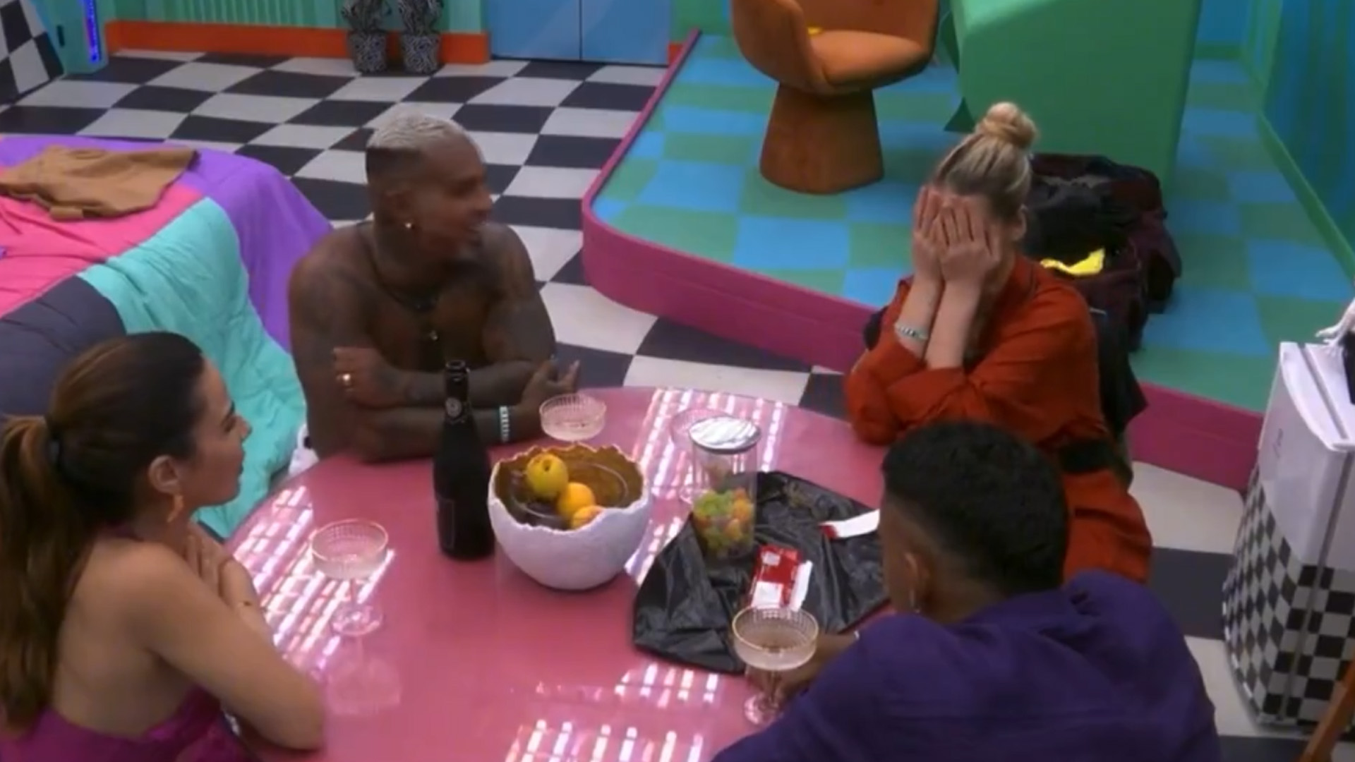 BBB 24: Rodriguinho diz que Yasmin Brunet vai “sair rolando” do reality: “Inconveniente”