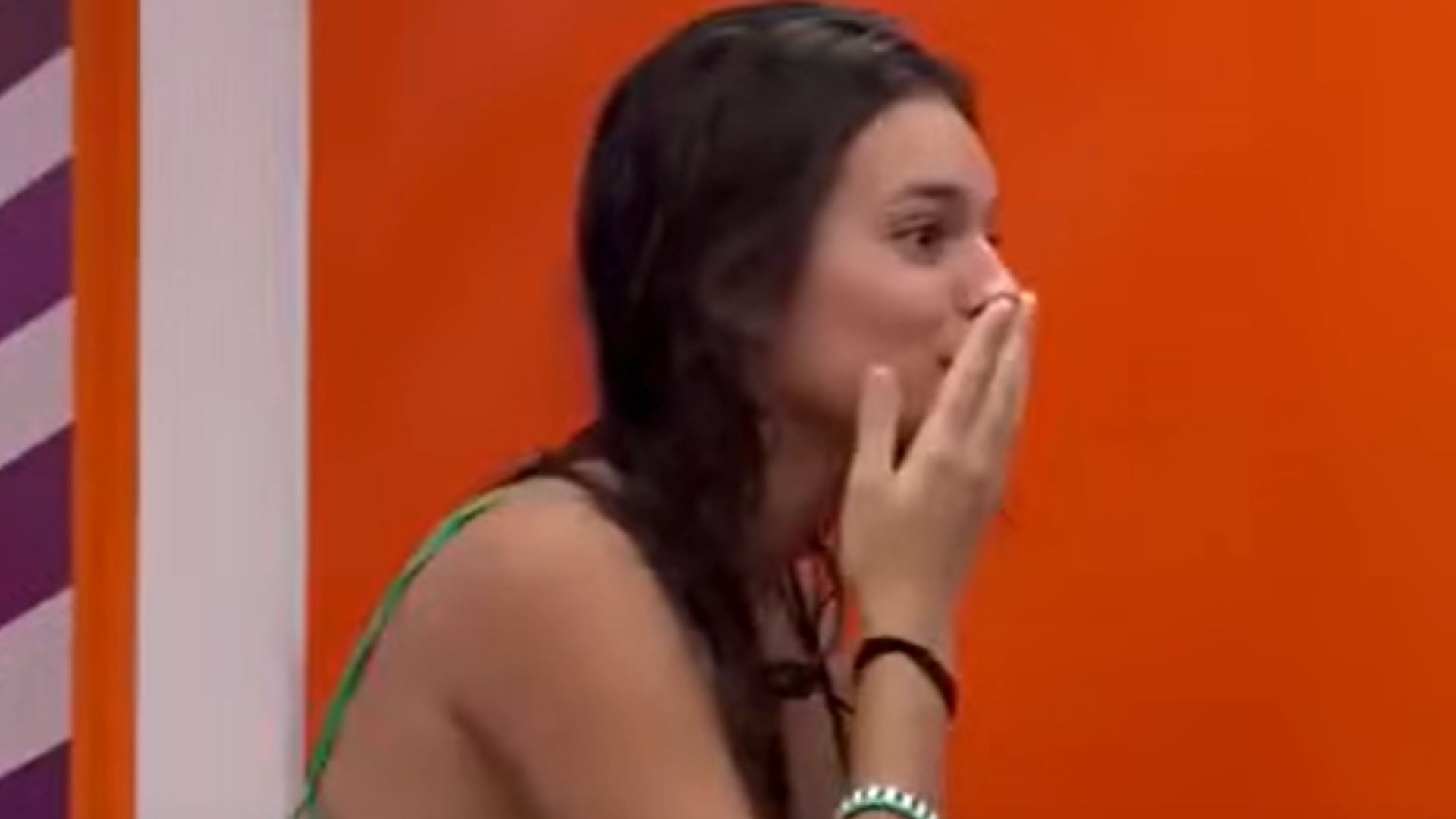 BBB 24: Alane berra ao dar de cara com Deborah Secco: “Posso te abraçar?”