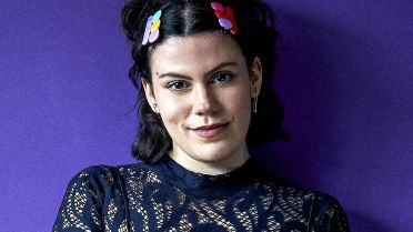Ana Luiza Ferreira realiza sonho em Beetlejuice: ‘Privilegiada’