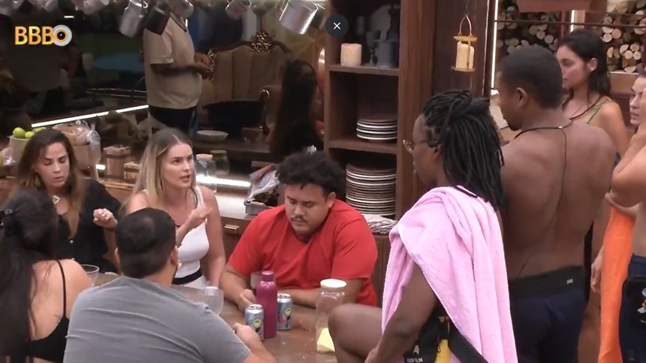 BBB 24: Davi se intromete em briga e leva invertida de Yasmin Brunet: “Distorcendo”