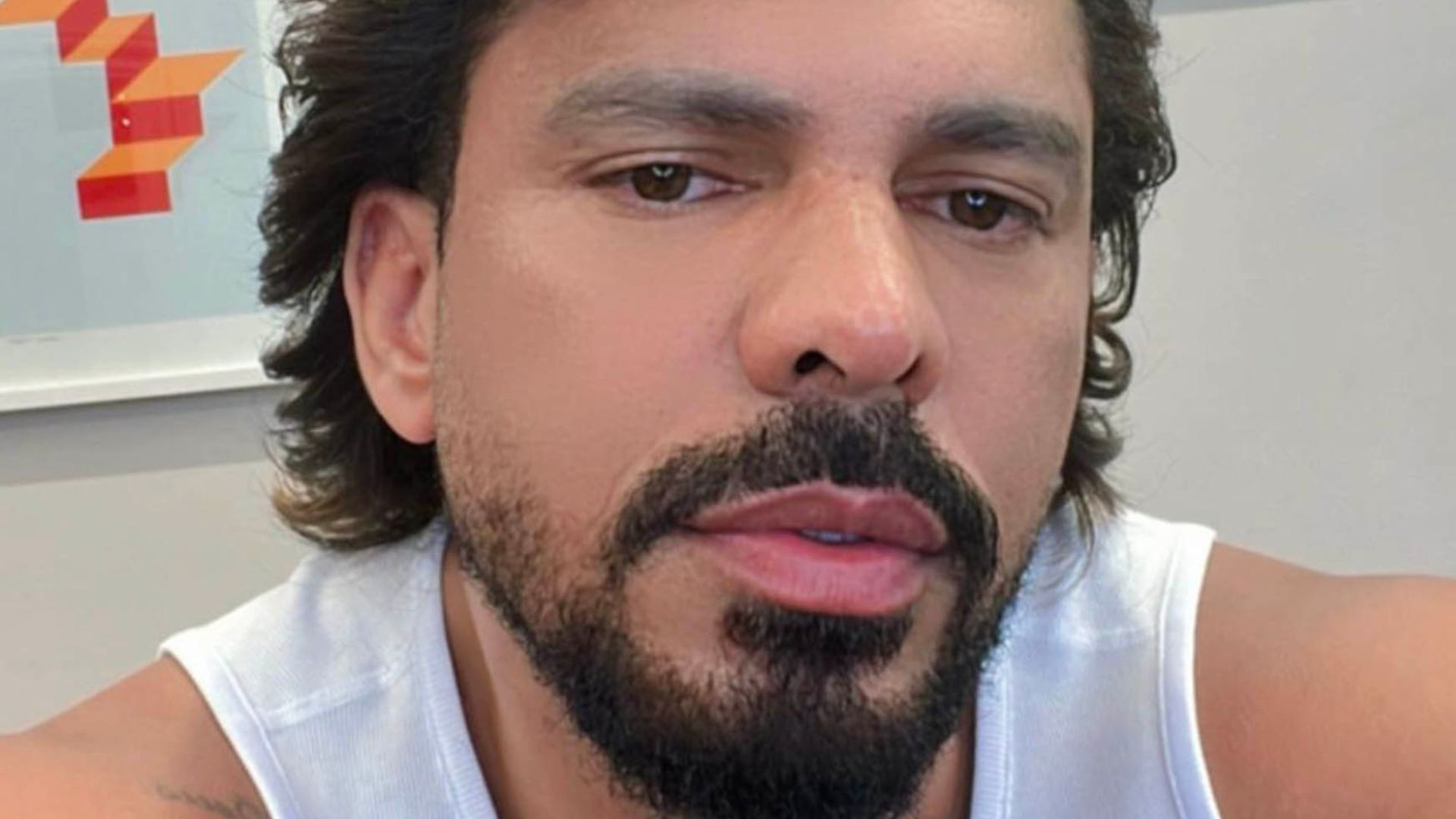 Defesa de sertanejo preso por importunação sexual se pronuncia: “A verdade”