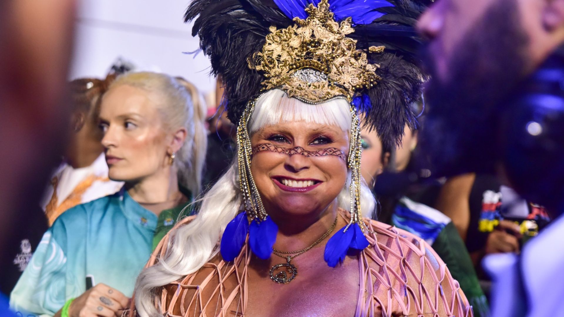 Fafá de Belém aposta em fantasia sem brilho para desfile: “Não competir”