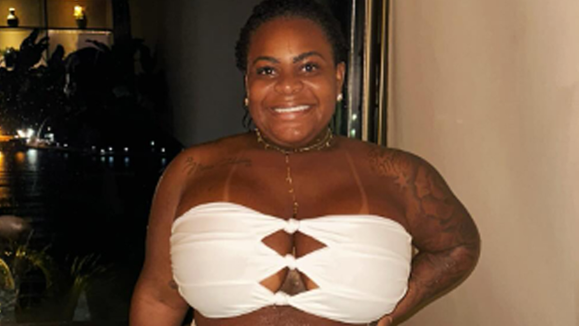 Jojo Todynho choca com barriga sequinha em fotos de biquíni: “Magrinha”