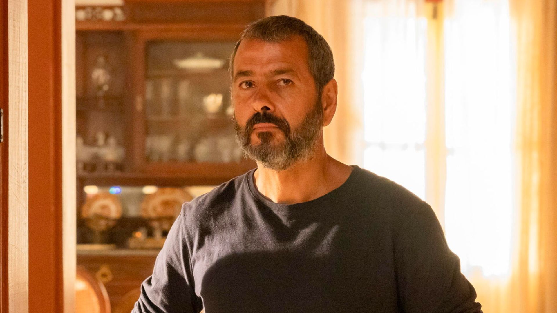 Renascer: Personagem reaparece para salvar José Inocêncio de Eliana e Egídio