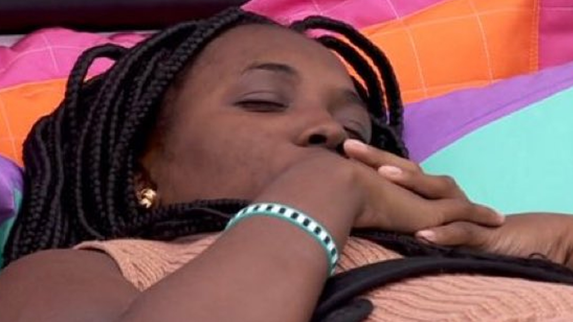 BBB 24: A bruxa tá solta! Leidy Elin reclama de mal estar: “Não tô legal”