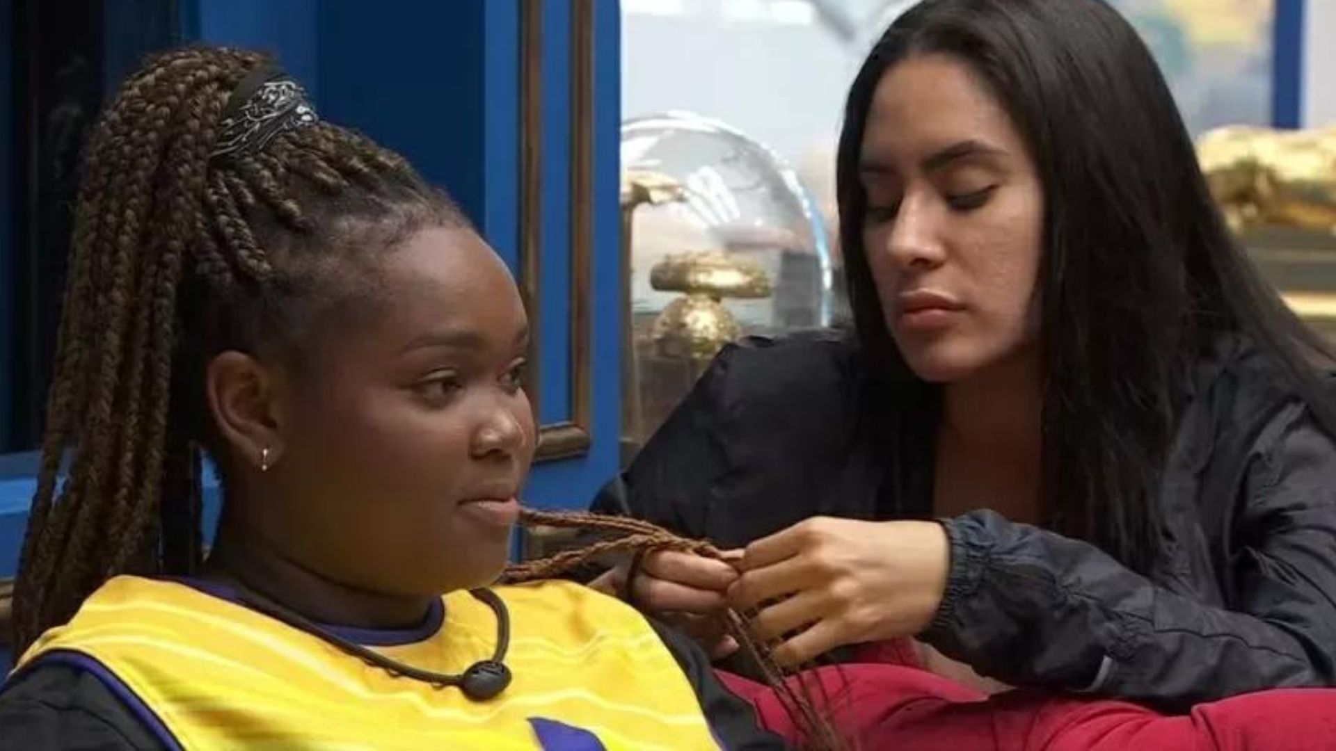 BBB 24: Excluída? Raquele detona sister por ignorá-la em prova: “Sozinha”