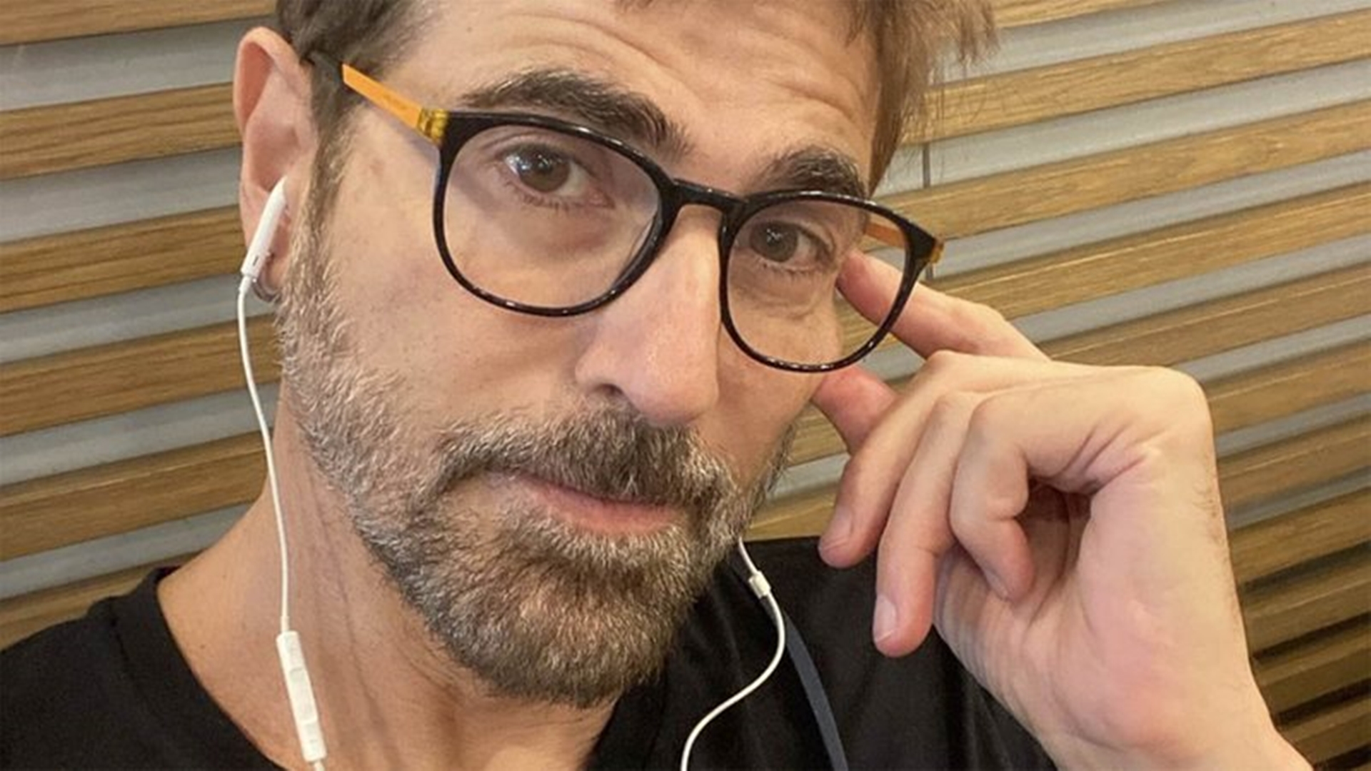 Márcia Sensitiva faz previsão sobre vida amorosa de Reynaldo Gianecchini após escândalo