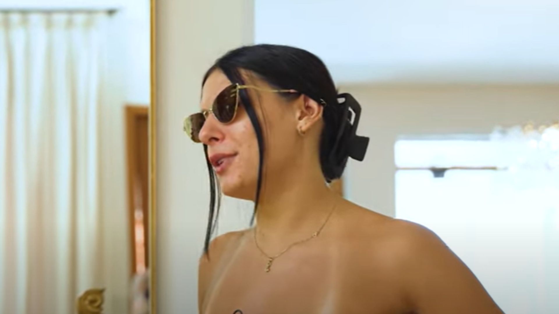Ana Castela choca ao escancarar coleção de botas e chapéus: “Pirar”