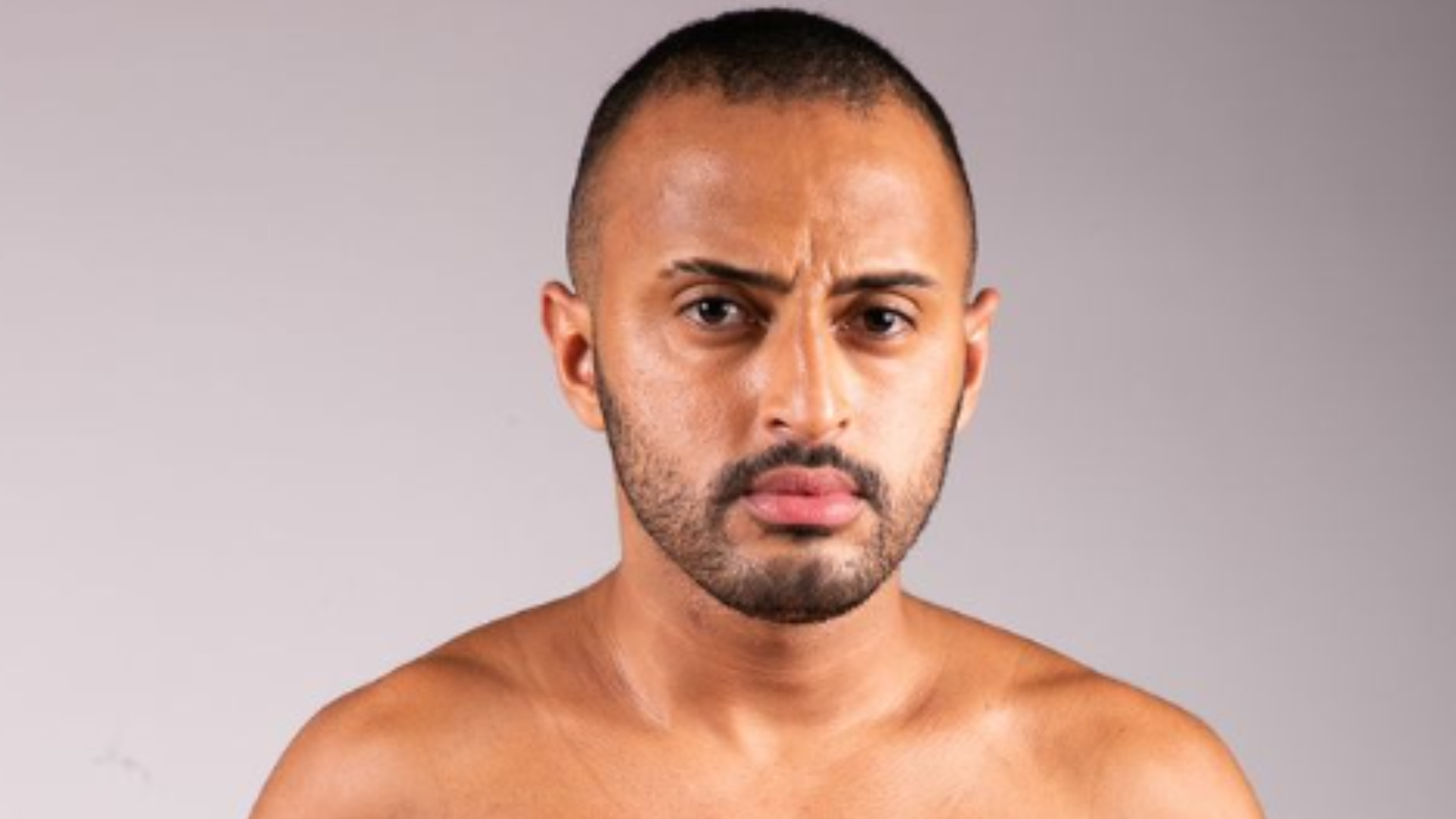 Após comédia no teatro, Wellington Gomes revela estreia no cinema: ‘Mudando essa chave’