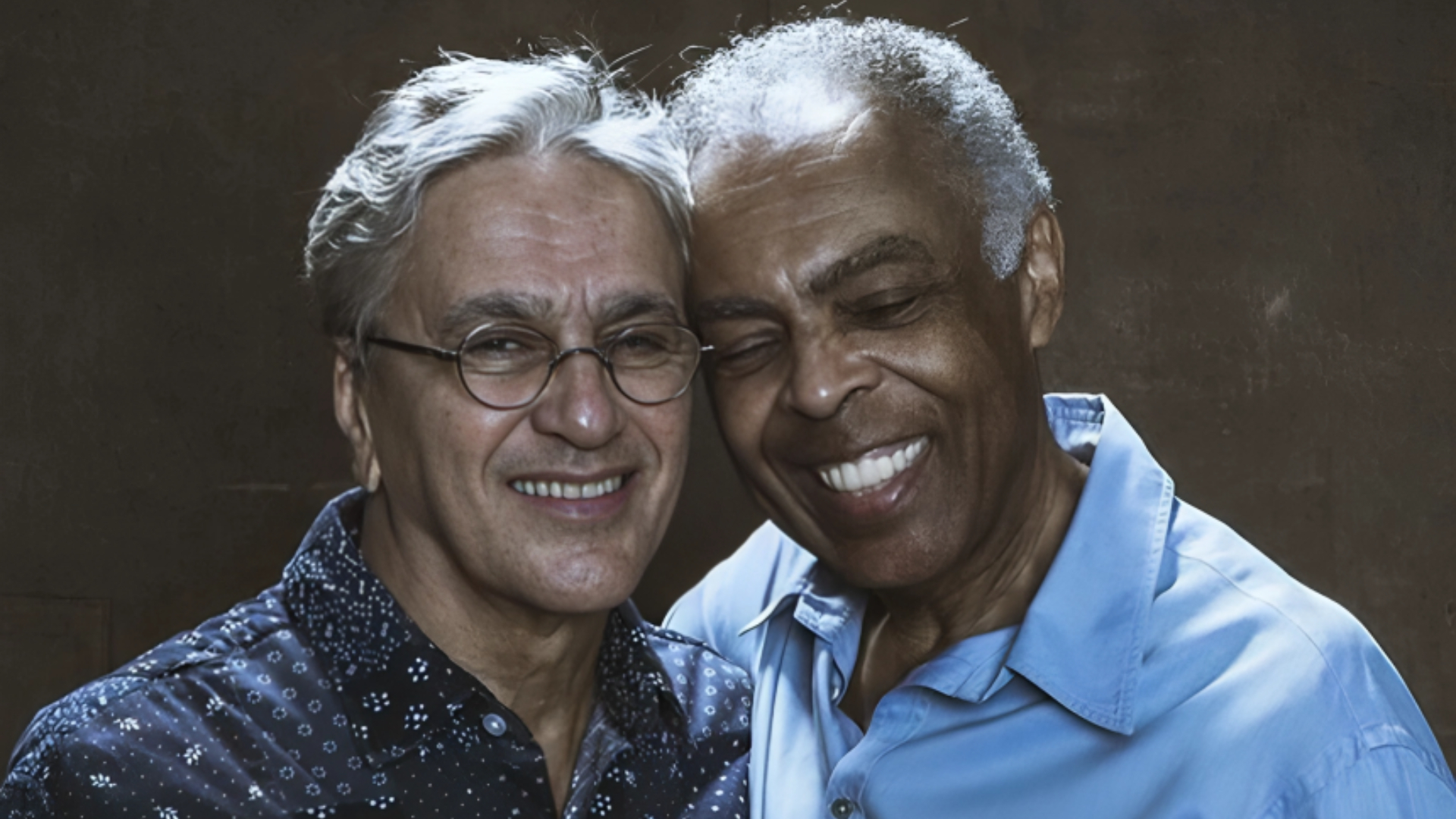 Apresentador foi acusado de colaborar com prisão de Gilberto Gil e Caetano Veloso
