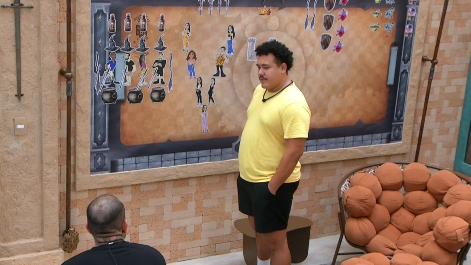 BBB 24: Lucas Henrique confessa inquietação com ex-esposa: “Atacada?”