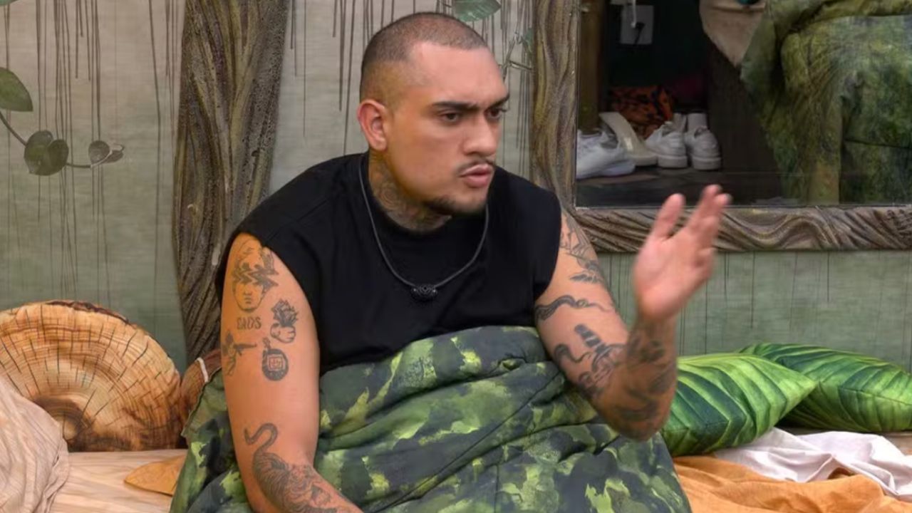 BBB 24: MC Bin Laden solta o verbo e detona rivais: “Achando superiores”