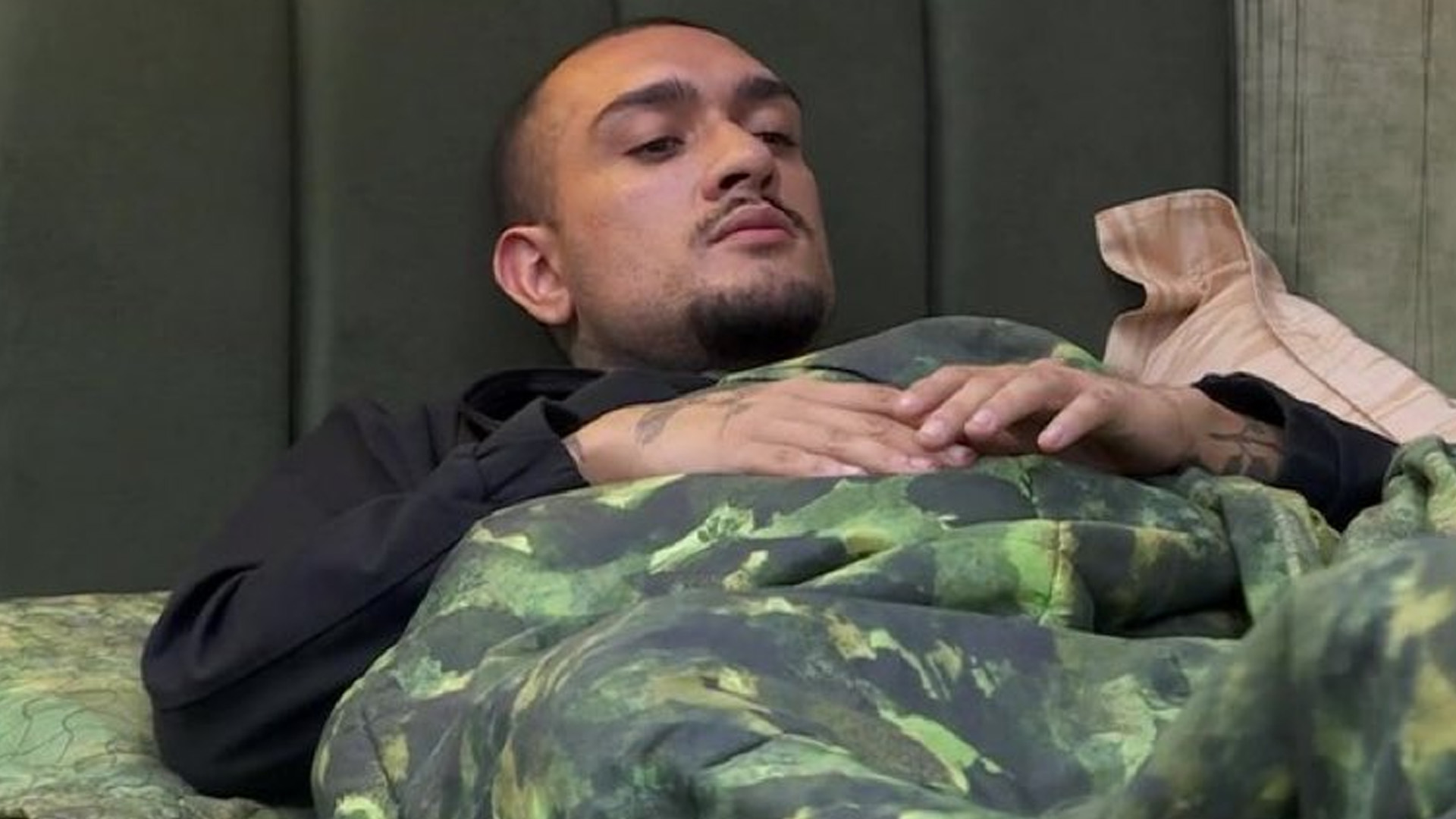 BBB 24: Tarde demais! Bin Laden cai na real e entende erro crucial: “Muito mal”