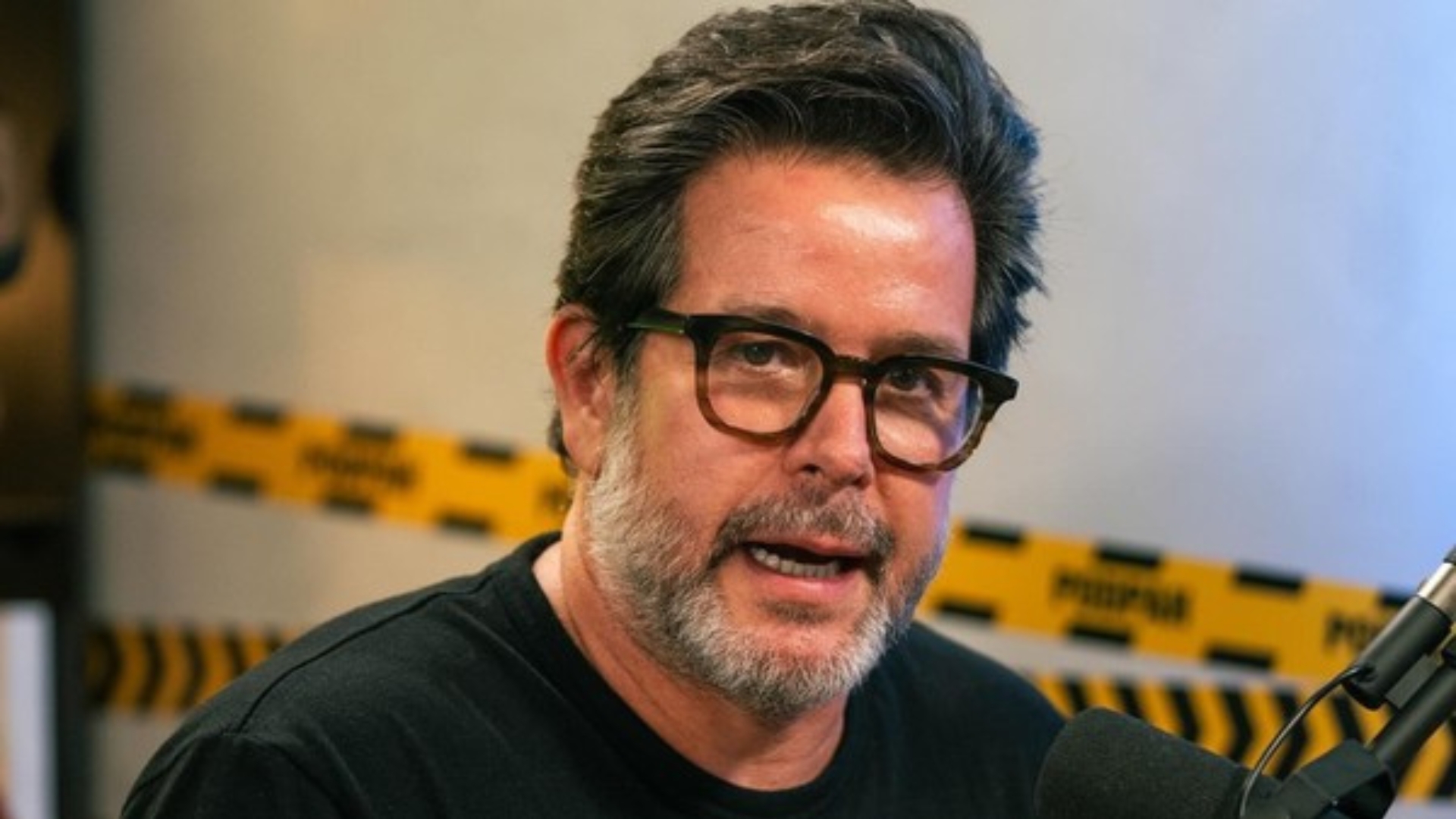 Murilo Benício nega ser “mulherengo” e fala sobre 4 casamentos: “Apaixonado”