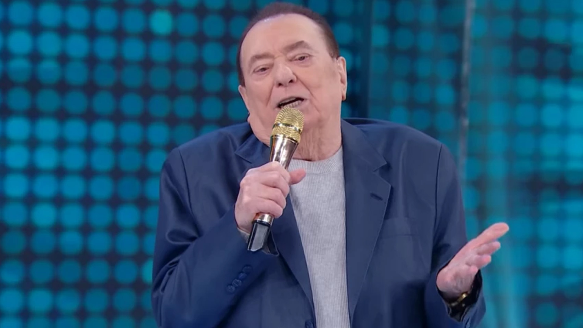 Raul Gil anuncia aposentadoria durante aparição na Globo: “Me deixem”